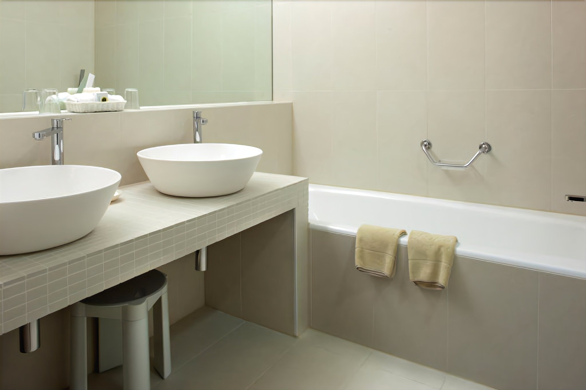 Apartment_Bathroom_S
