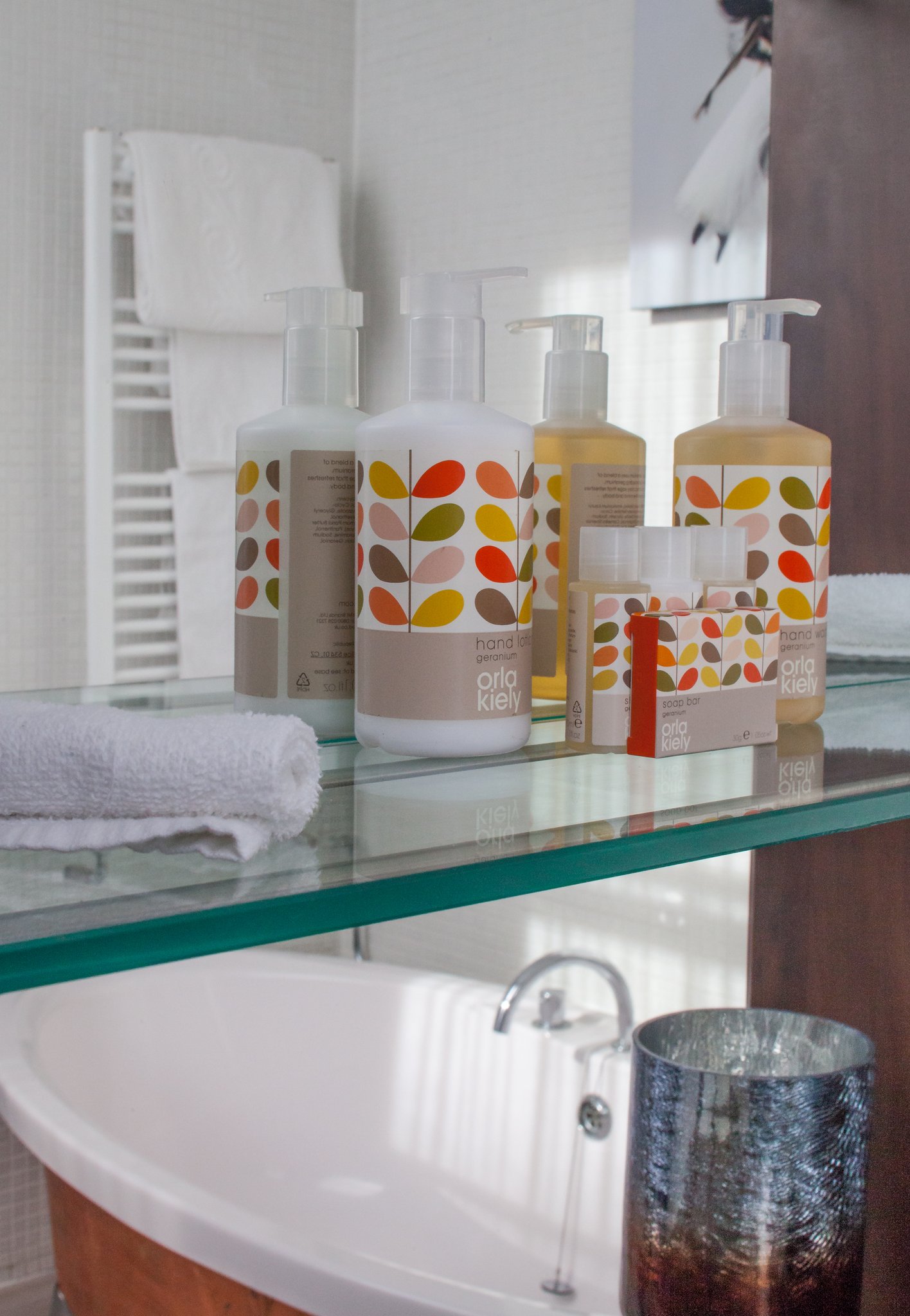 Studio_Suite_Bathroom_Amenities_S