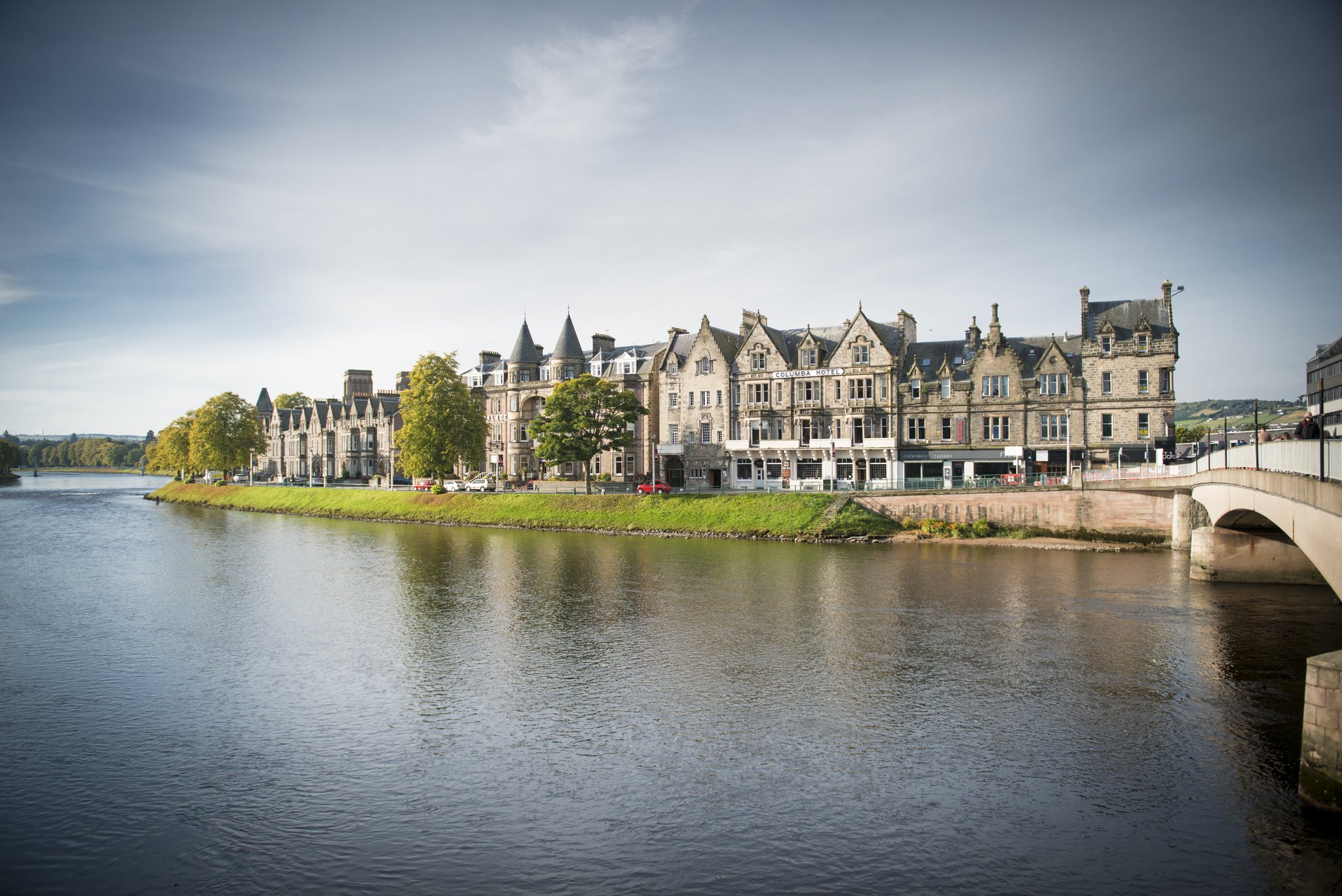 Exterior(4)_-_Columba_Hotel_S