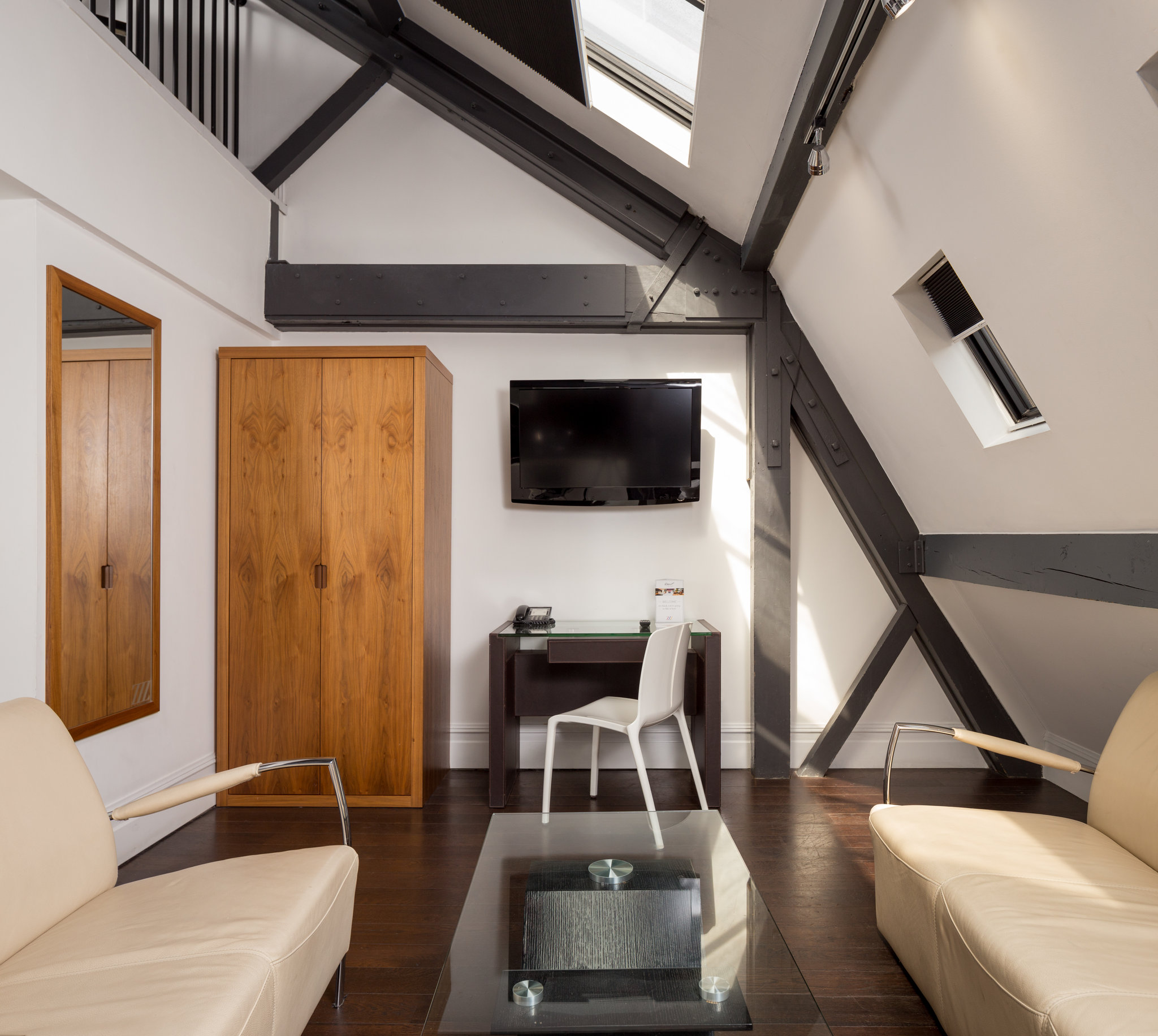 Loft_Suite_Lounge_S