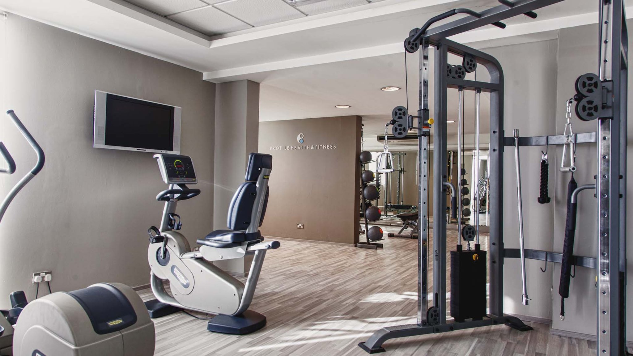 AX_The_Palace_-_Facilities_-_Fitness_Room_2_S