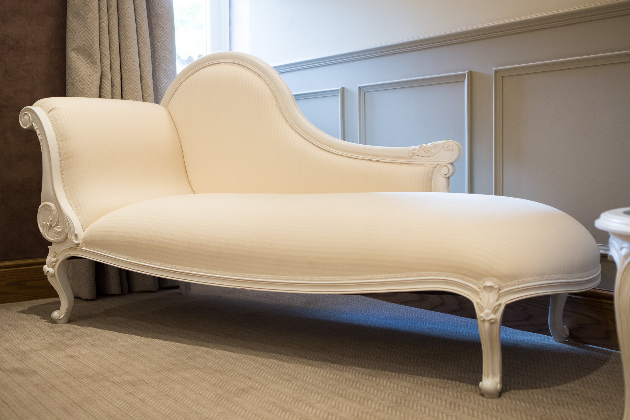 NEW_Semple_Suite_chaise_S