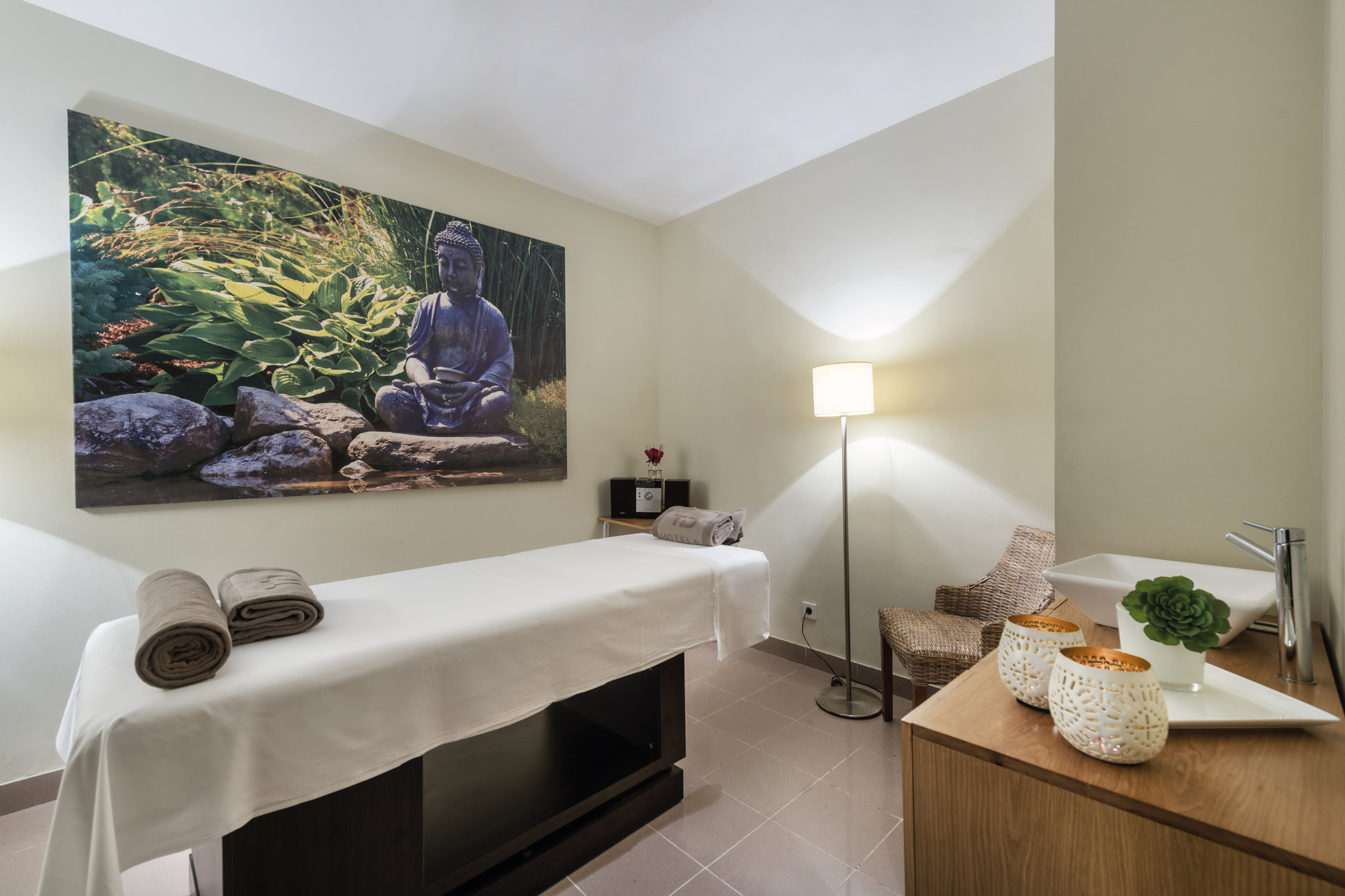 Angola_Luanda_Hotel_Tropico_Spa_S