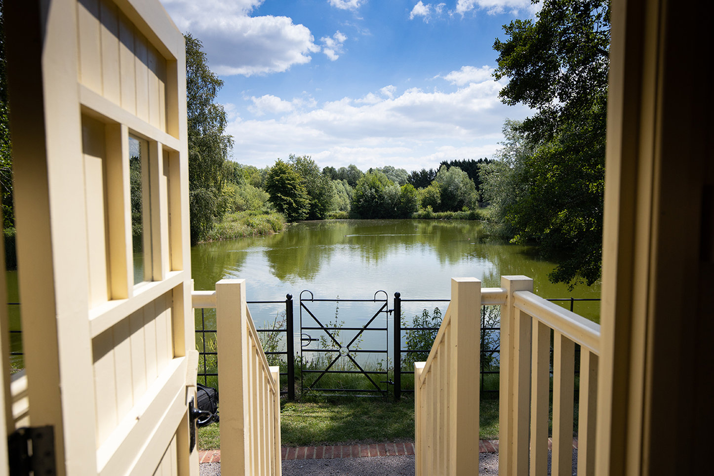 The_Shepherds_Hut_View_S