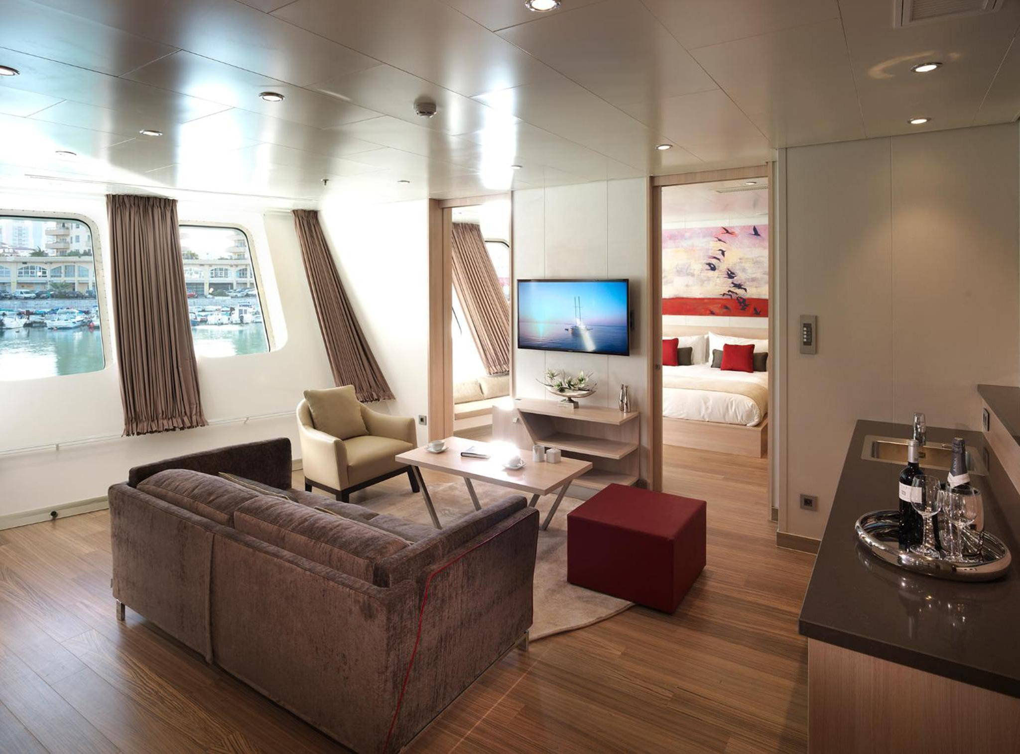 Superyacht_Apartment_Suite_S