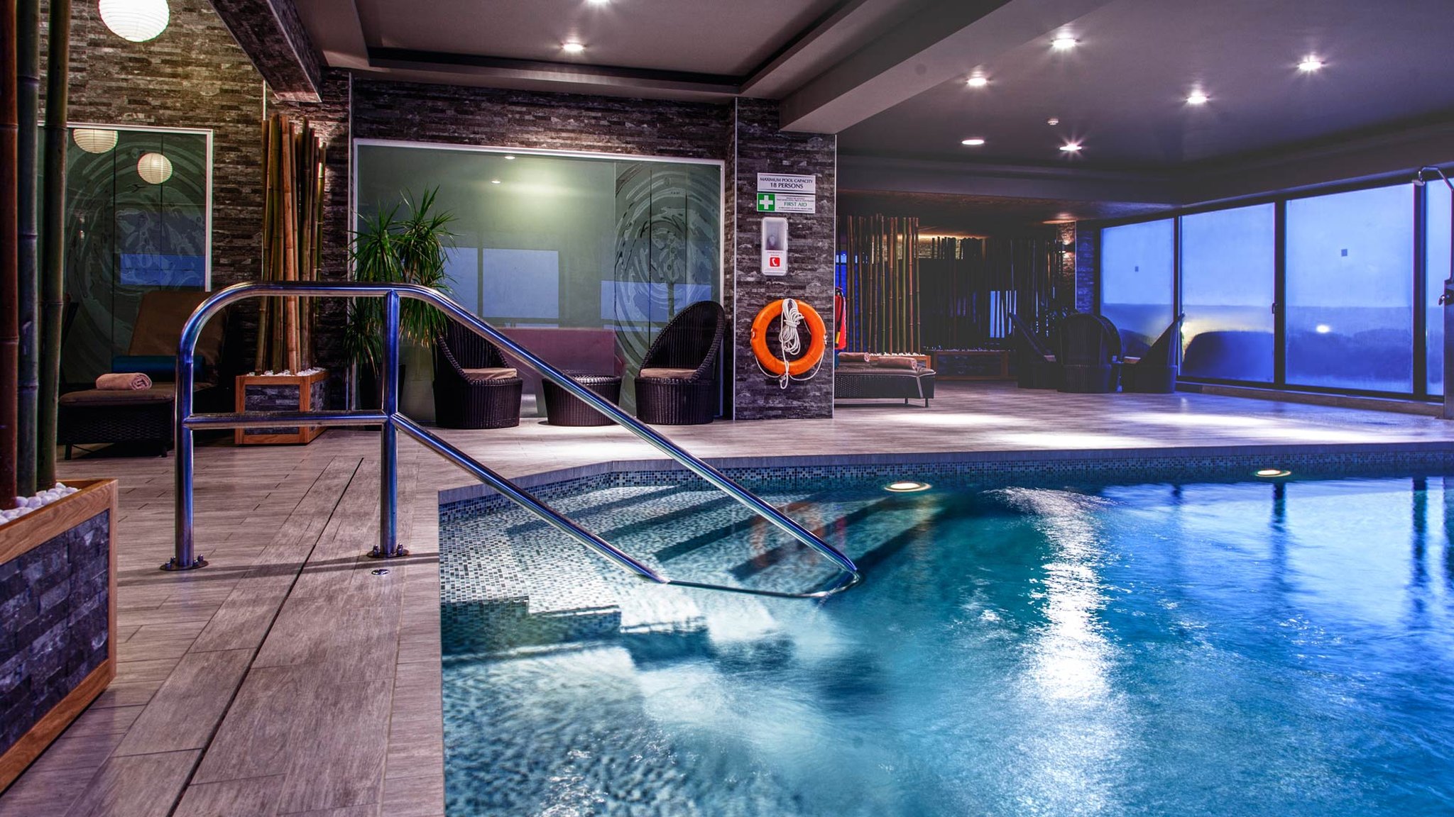 AX-The-Victoria-Hotel—Facilities—Indoor-Pool-2_S