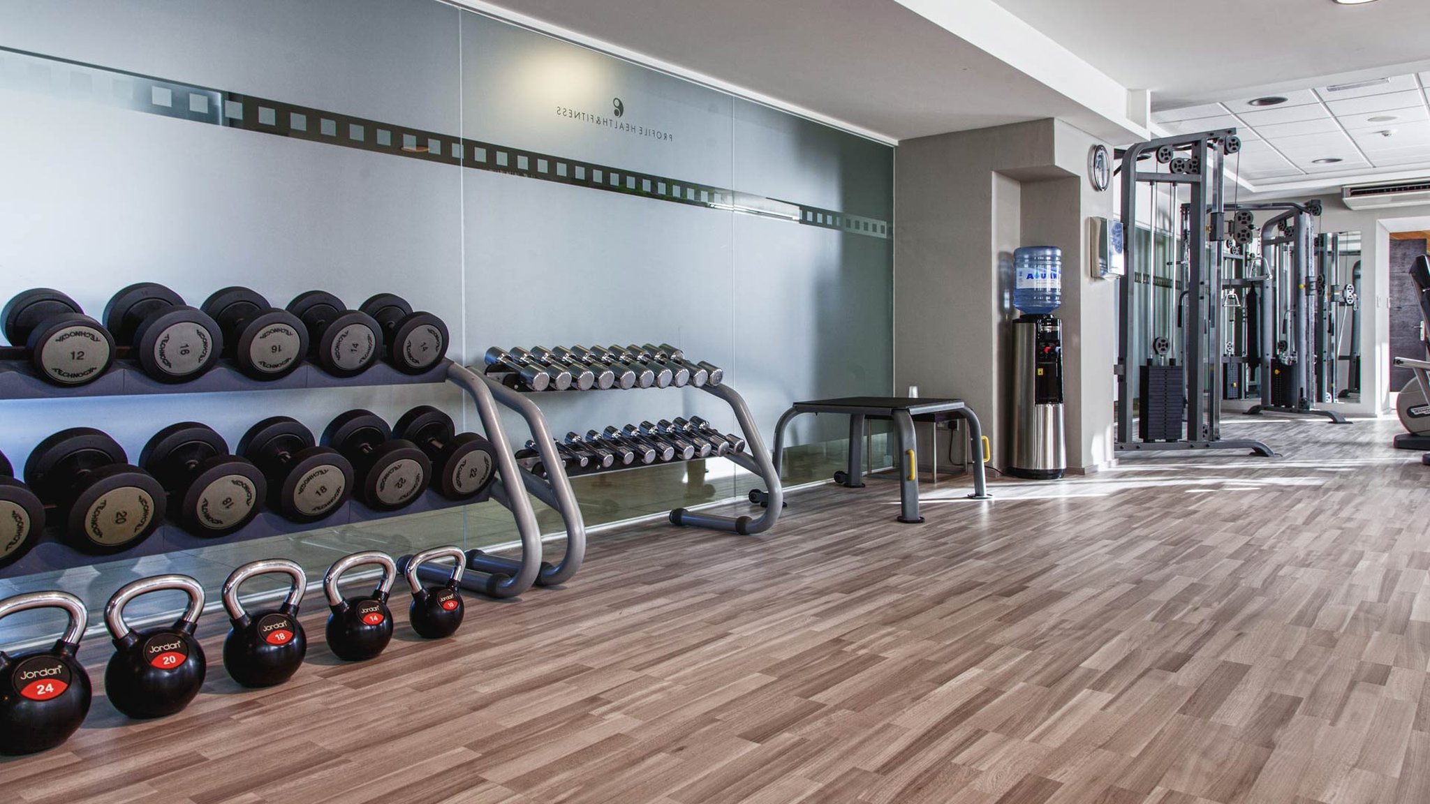 AX-The-Victoria-Hotel—Facilities—Fitness-Room-3_S