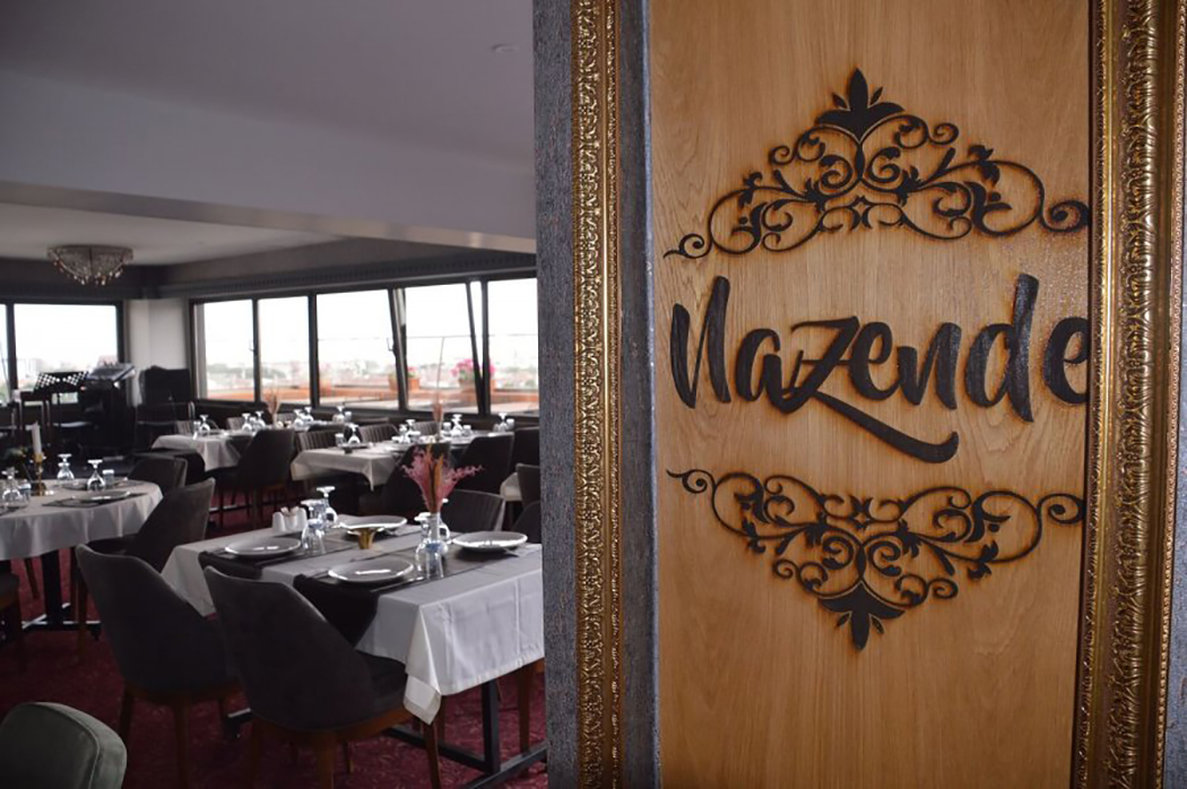 Nazende_Restaurant2_S