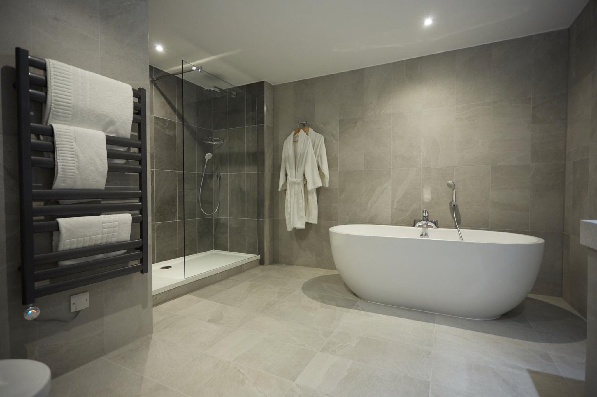 Weston_Suite_Bathroom_S