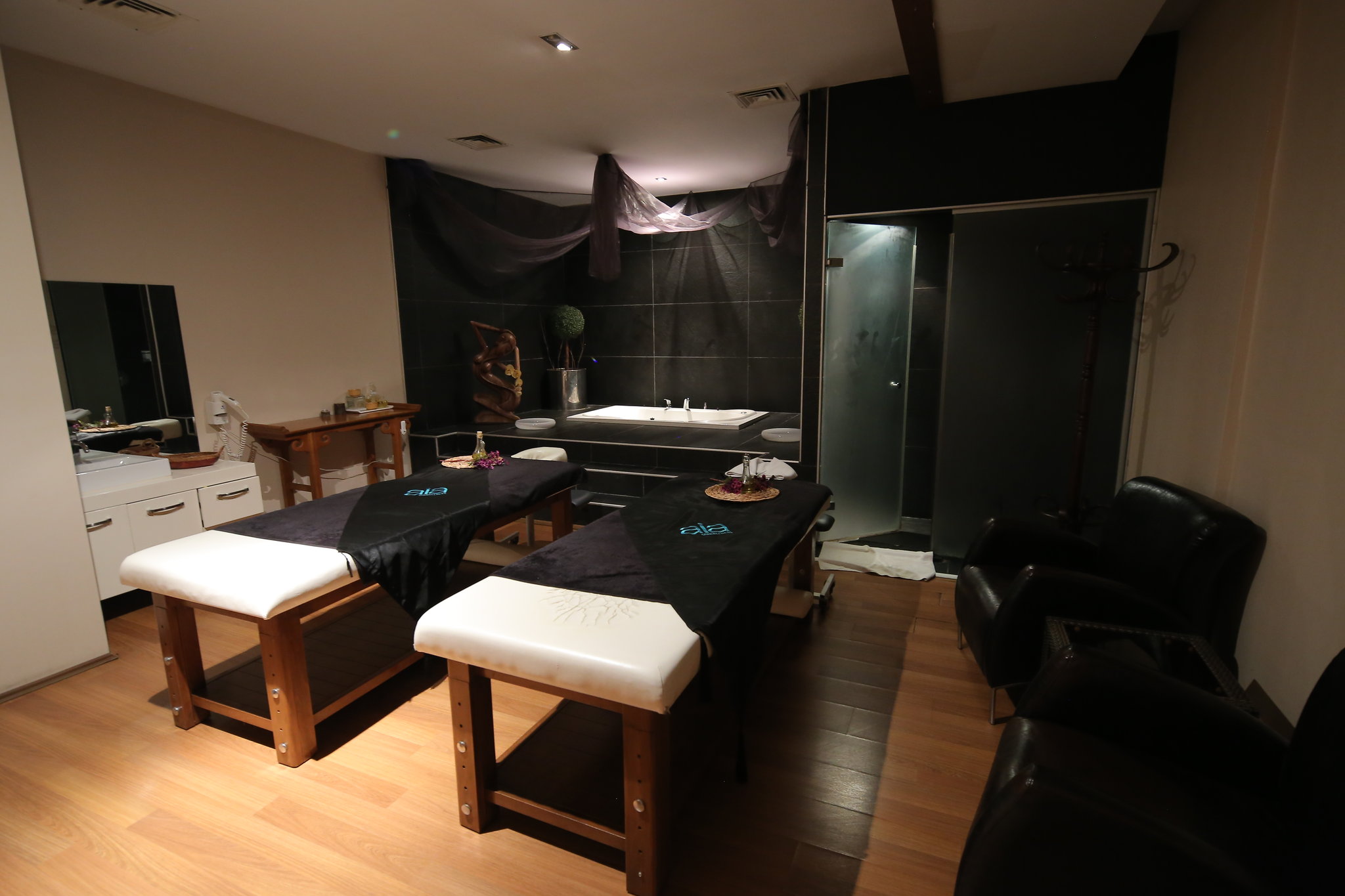 Spa_Room_S