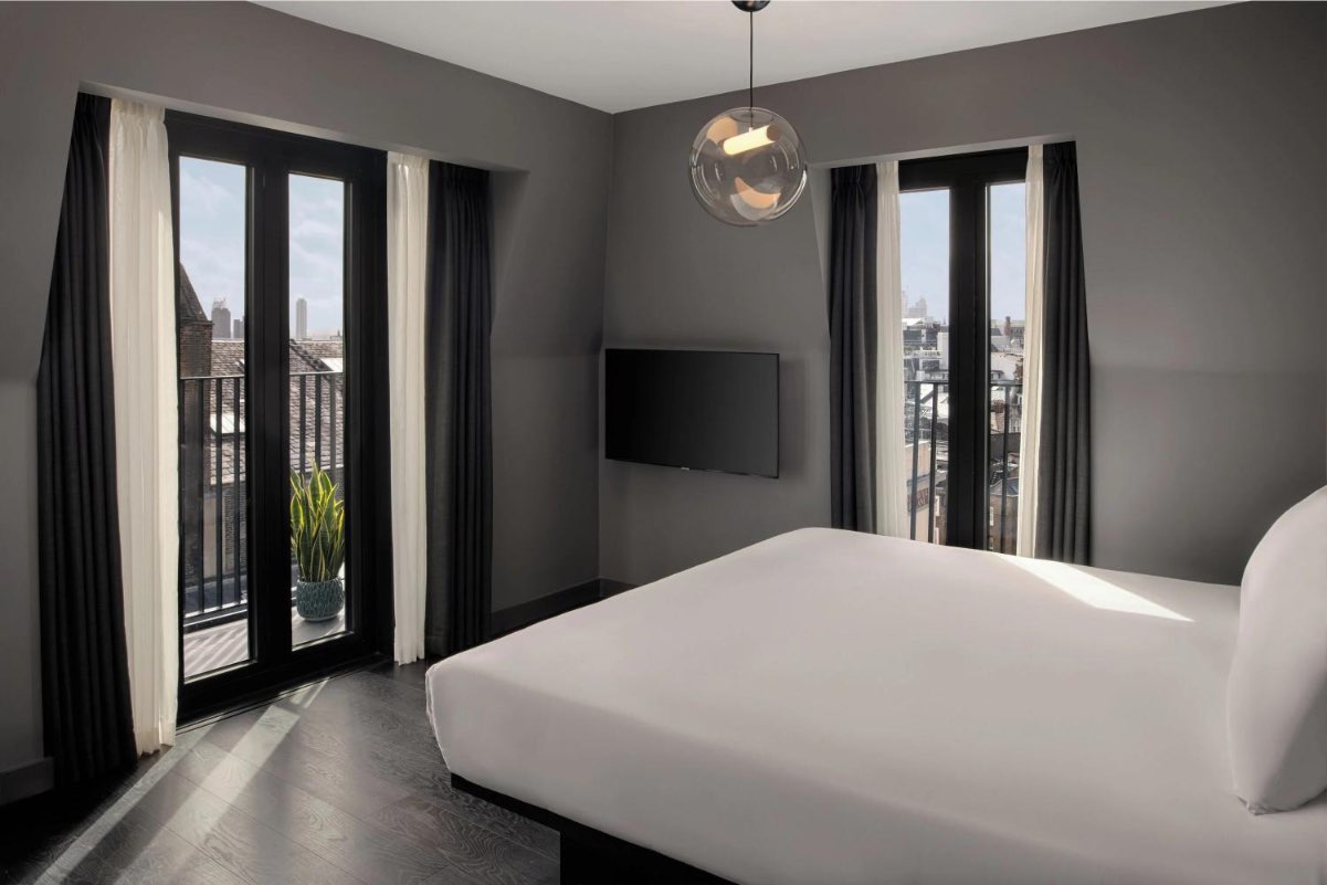 Amano Covent Garden Guestroom with Balcony