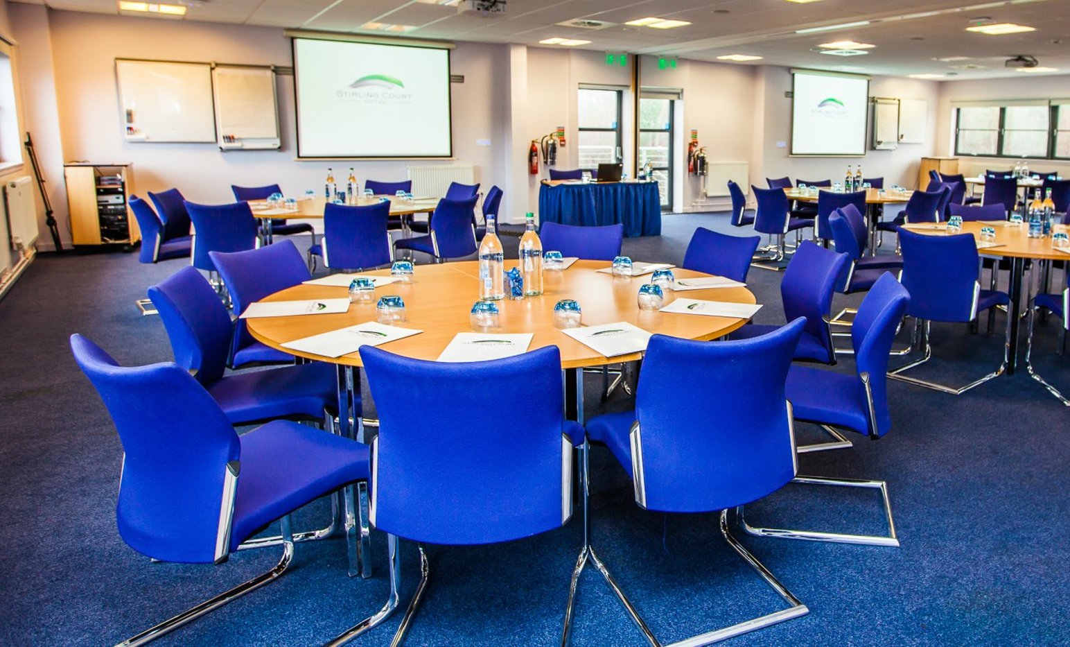Banquet_Room_S