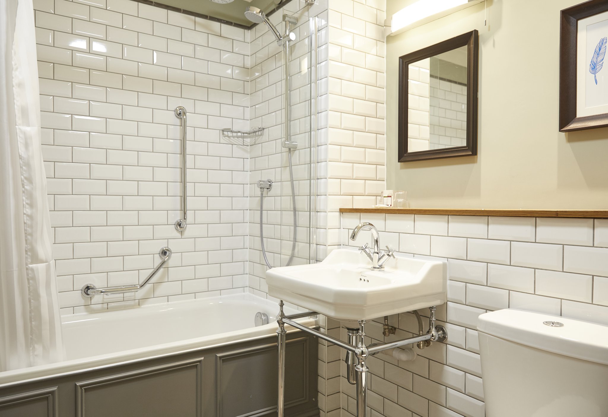 St_Leonards_refurb_updated_bathroom_S