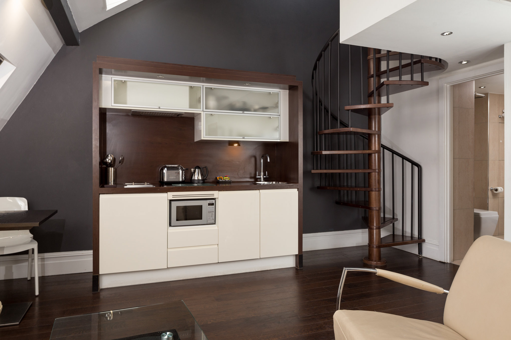 Loft_Suite_Kitchen_S