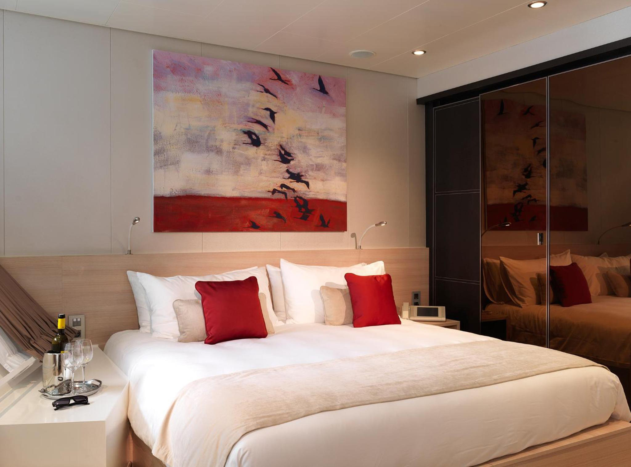 Superyacht_Apartment_Suite2_S