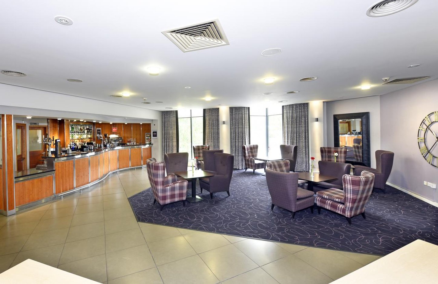Bar_lounge_S