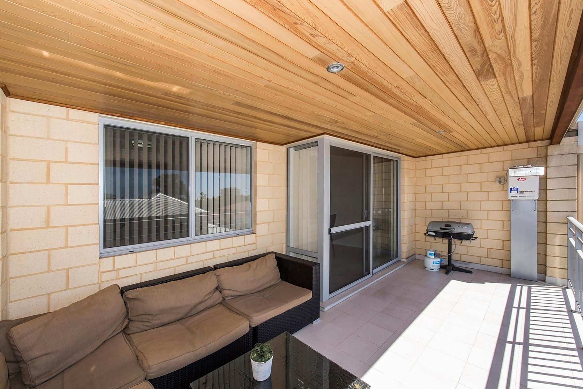 Two_Bedroom_Townhouse_Balcony3_S