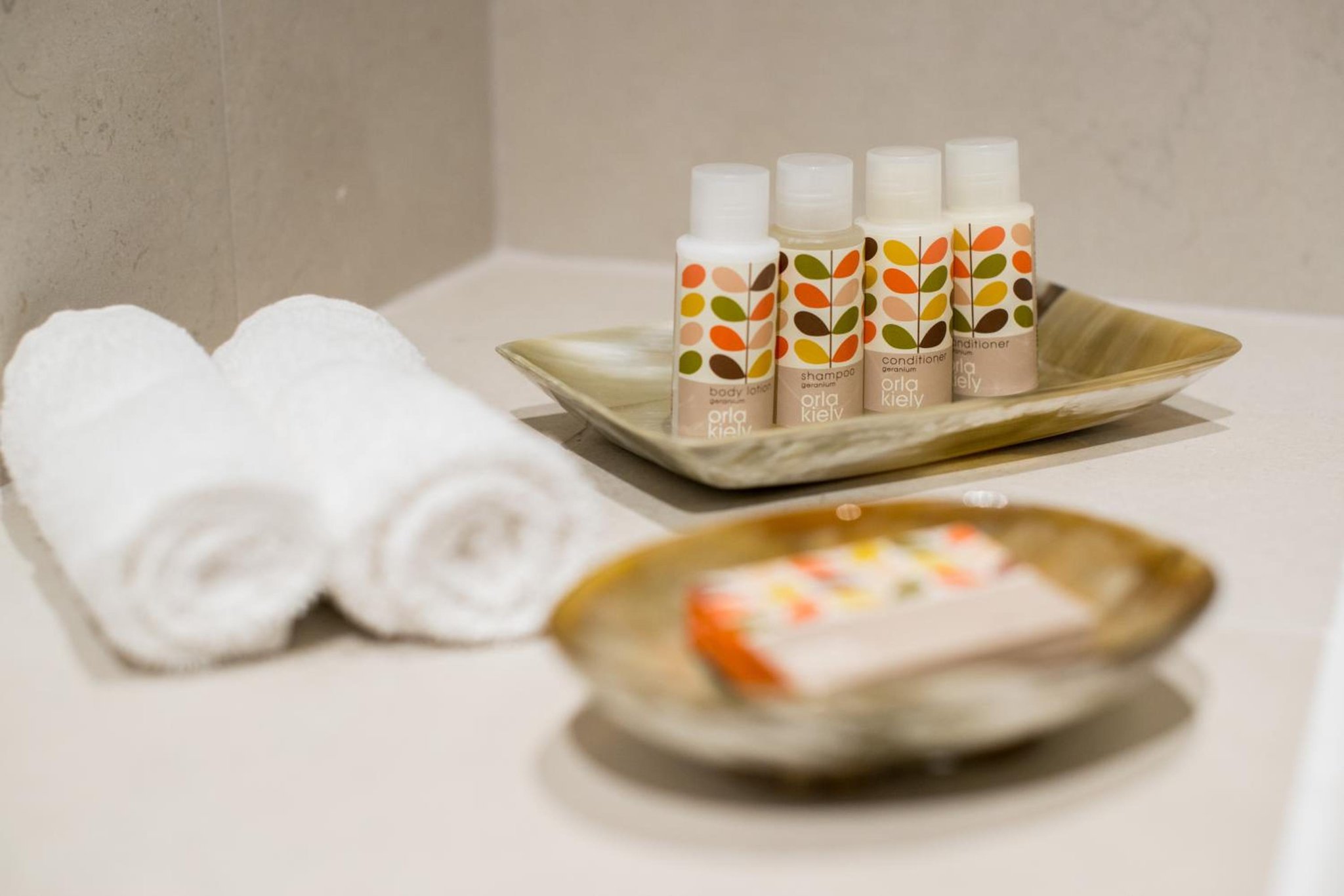 Bathroom_Amenities_S