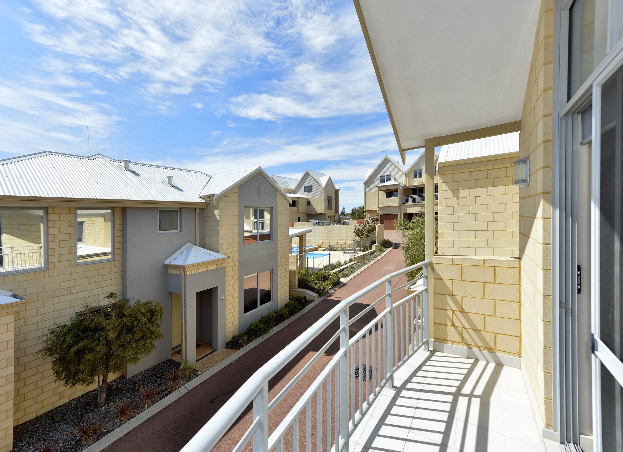 Four_Bedroom_Townhouse_Balcony_S