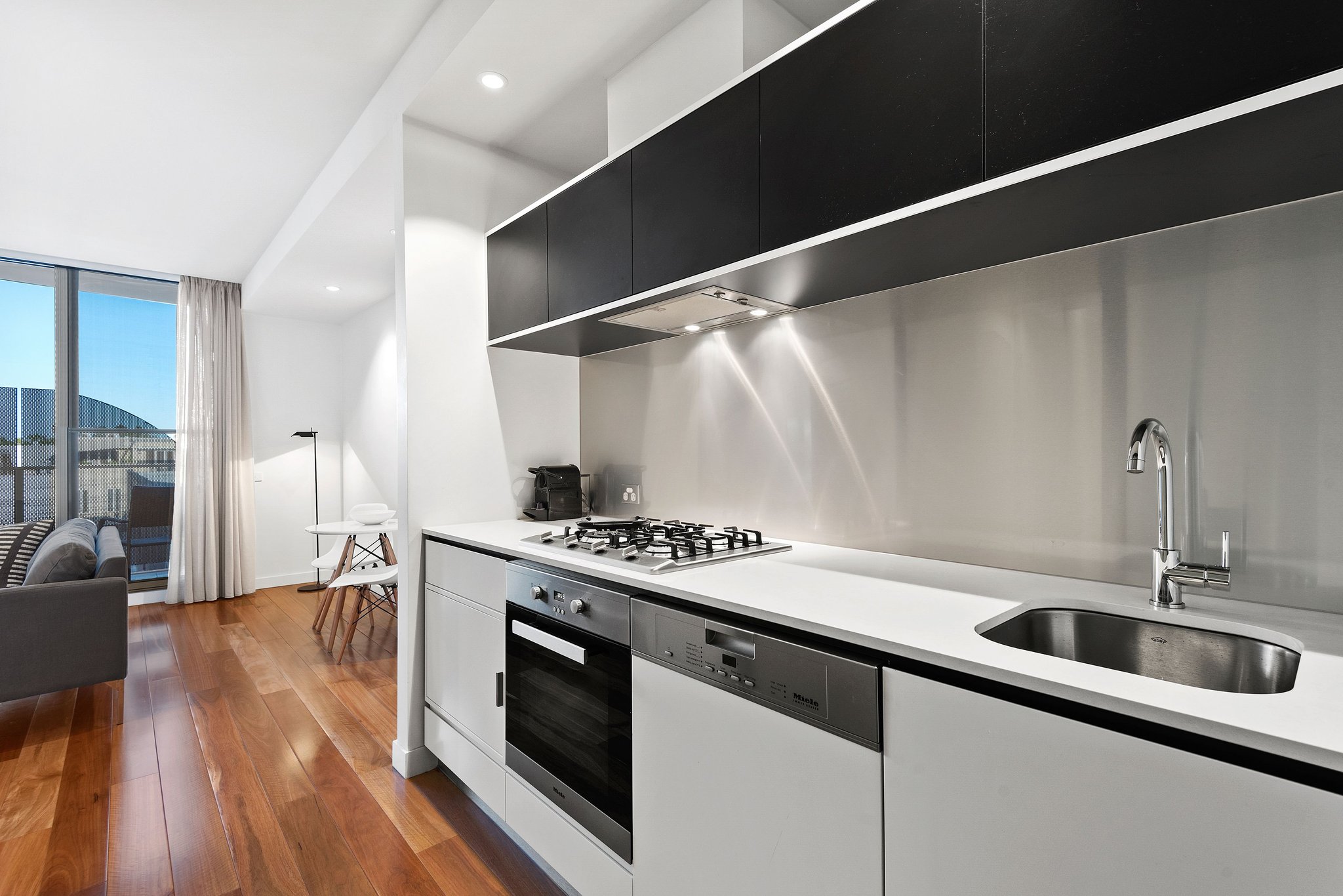 One_Bed_Executive_Apartment_Kitchen_S