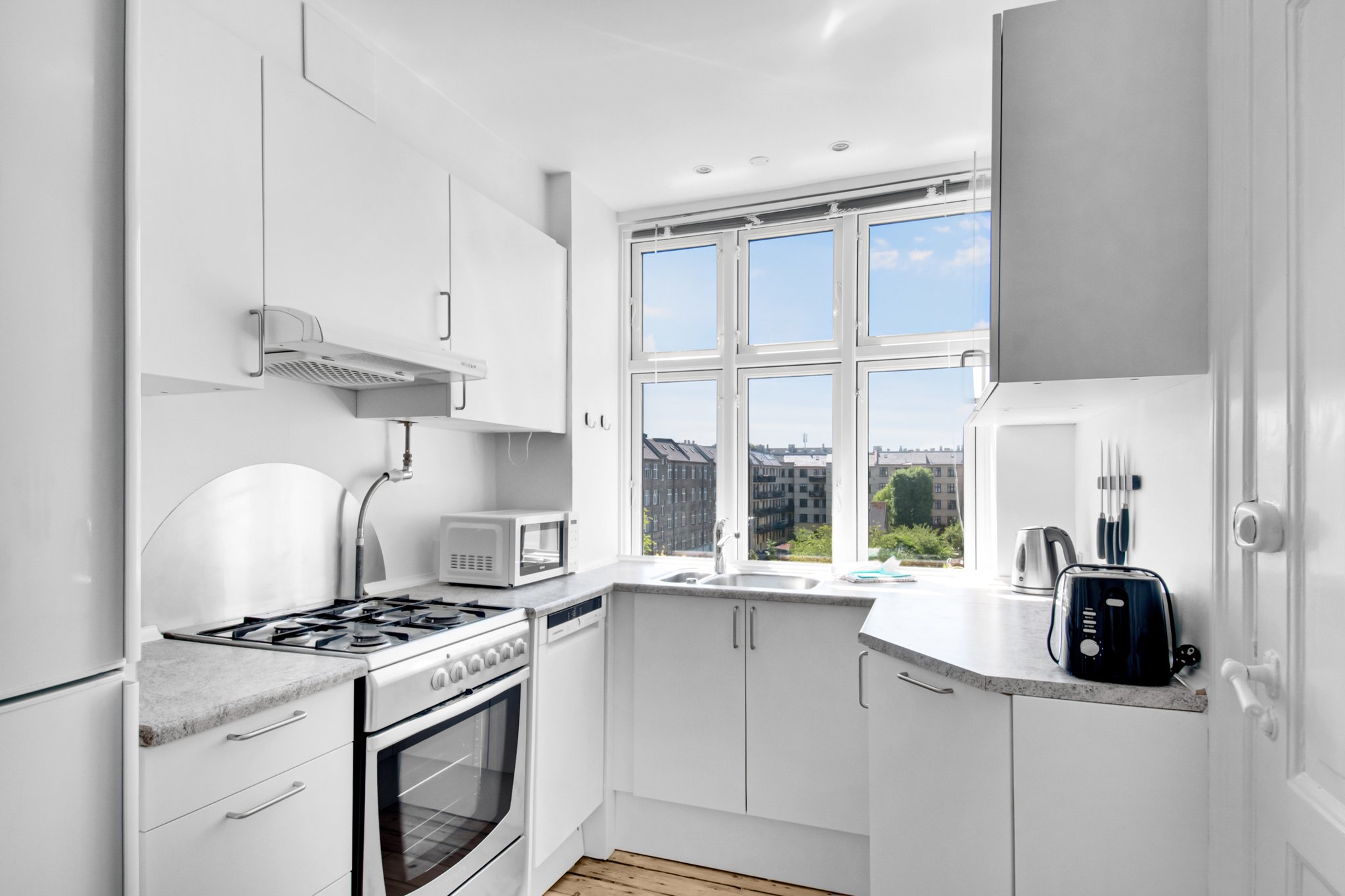 19697_kitchen-three-room-apartment-frederiksberg-langelan_S