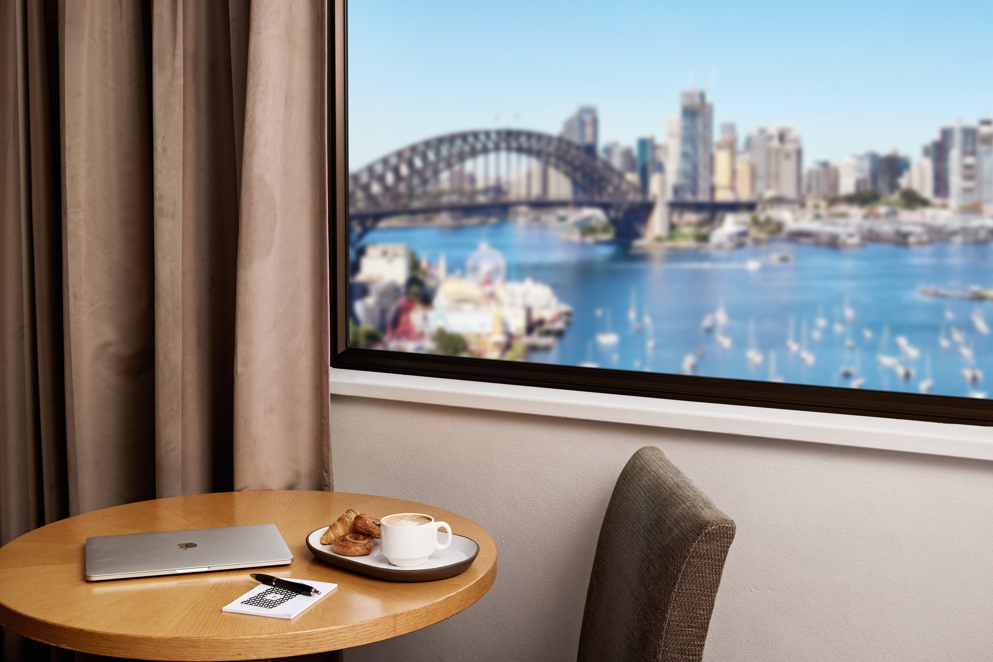 Harbour_Bridge_Twin_Room3_S