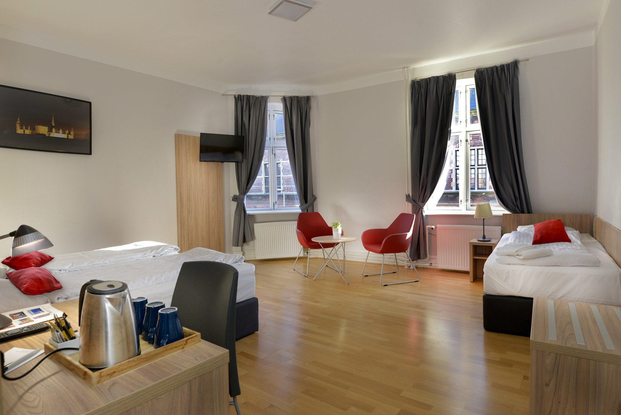 17511_family-room-for-4-hotel-skandia-by-first-hotels-hel_S