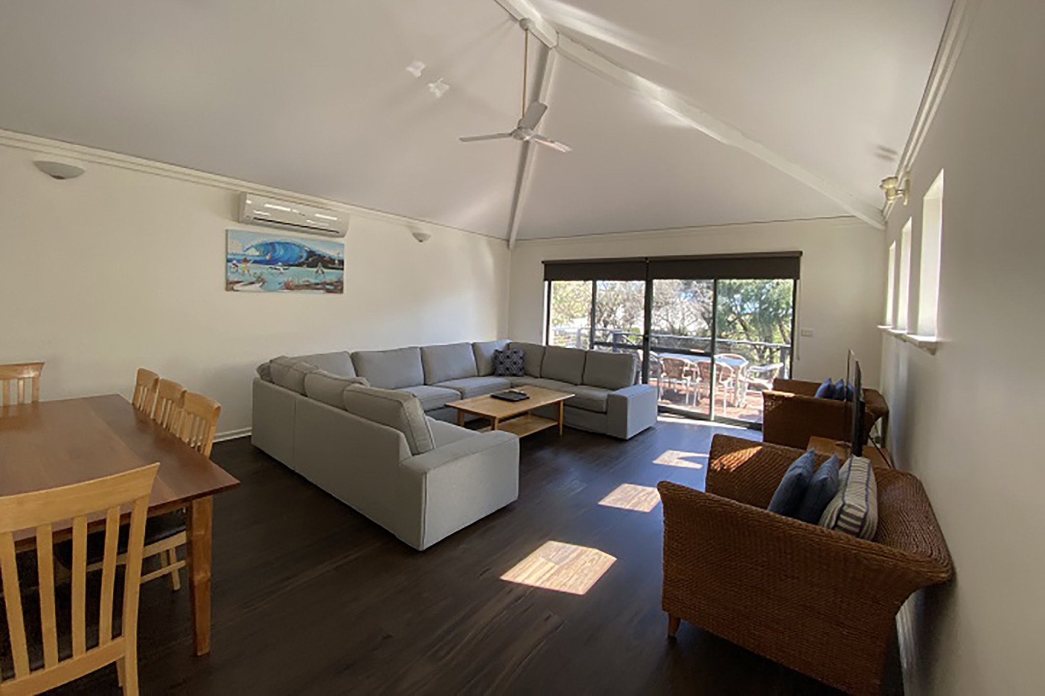 Four_Bedroom_Two_Bathroom_Beach_House_S