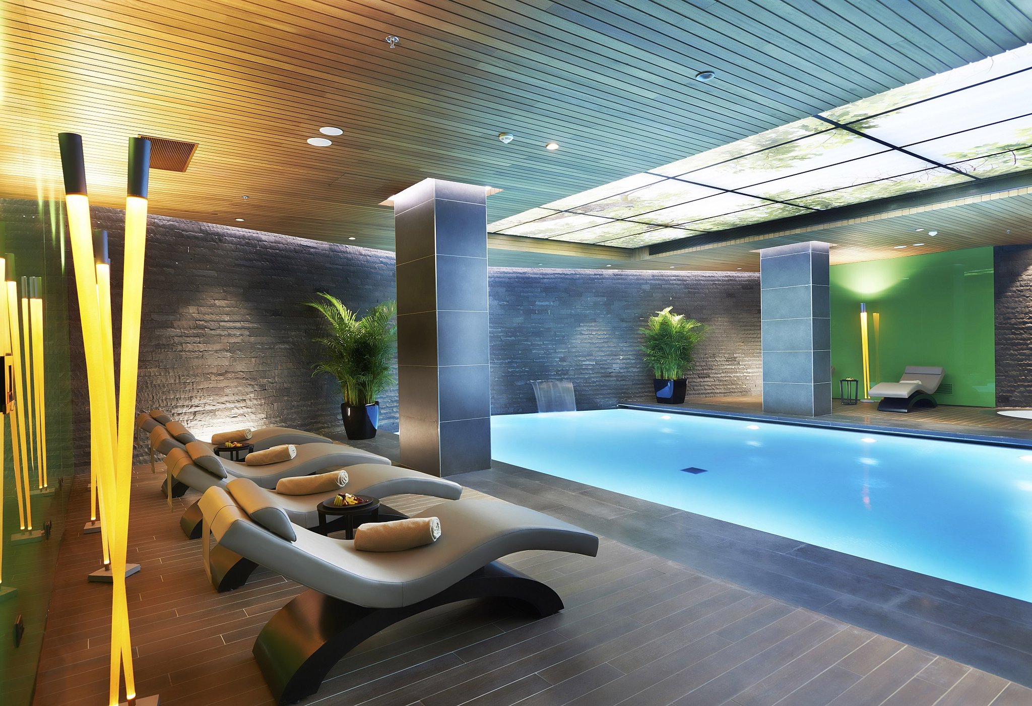 Indoor_Pool_S