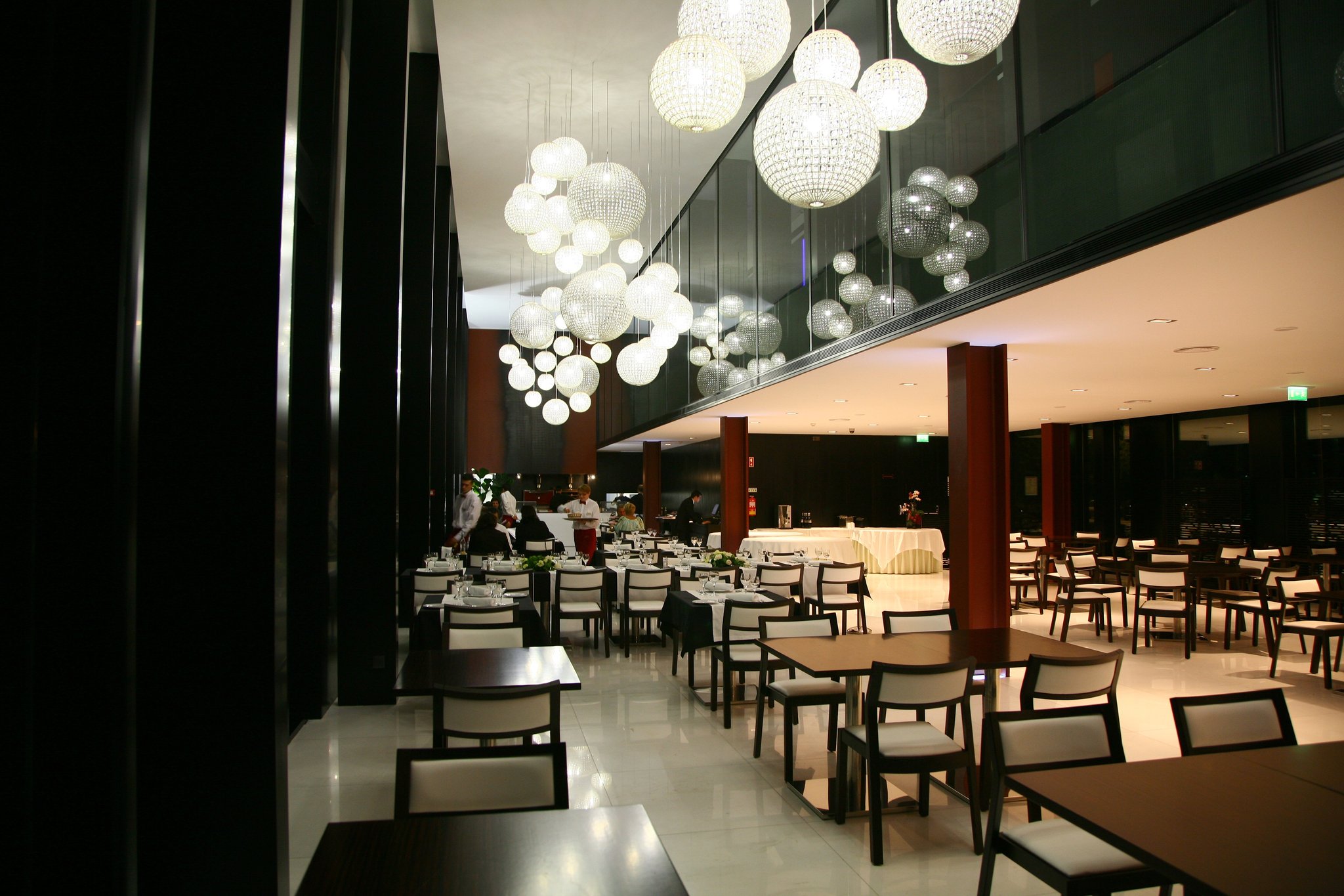 Restaurant2_S