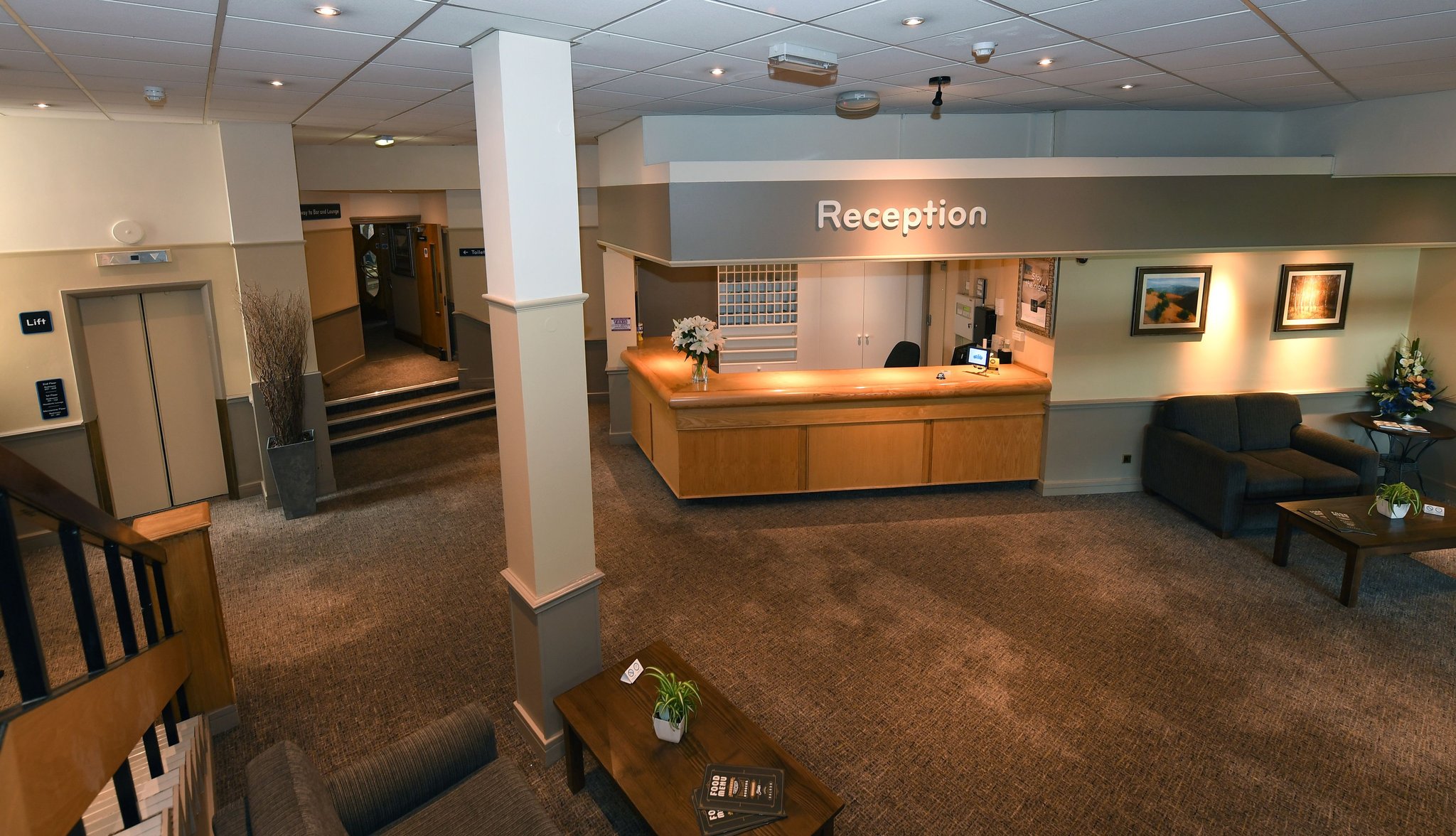 Reception_S