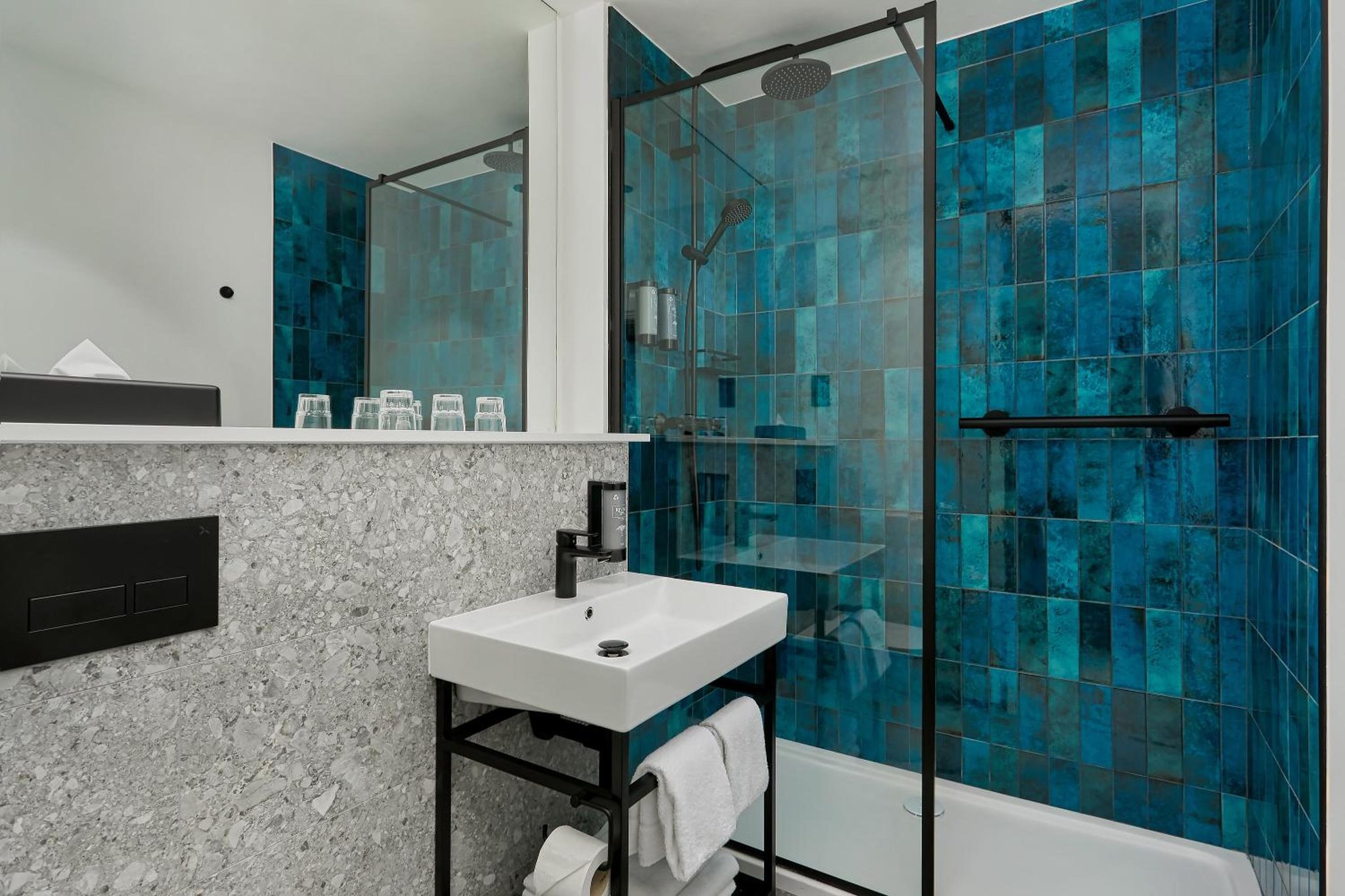 Bathroom2_S