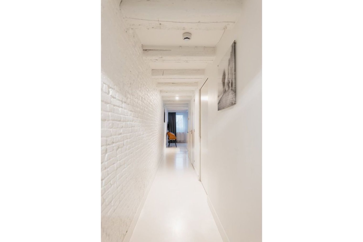 yays-Zoutkeetsgracht-comfort-A-hallway.jfif_S