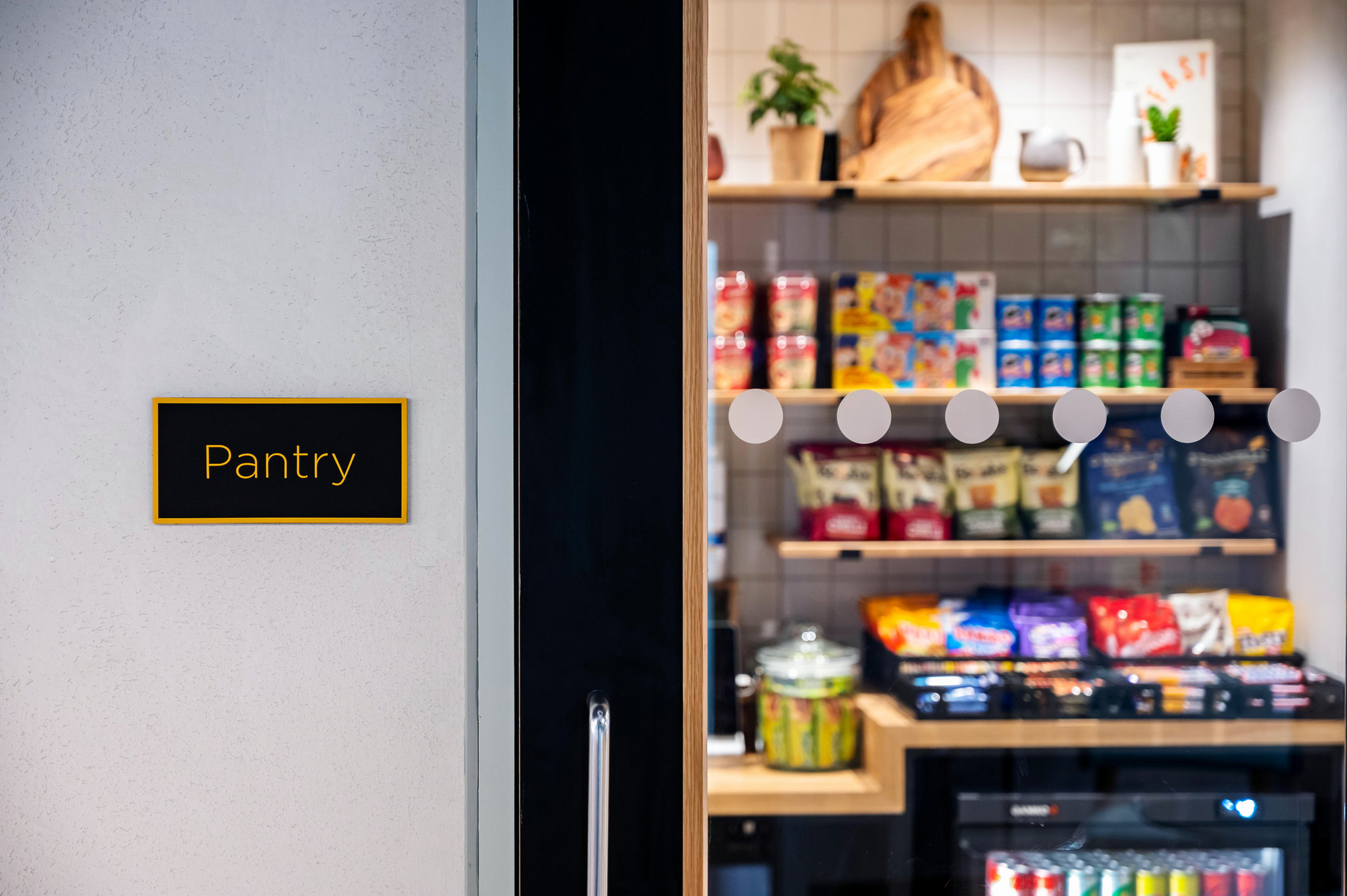 Pantry_S