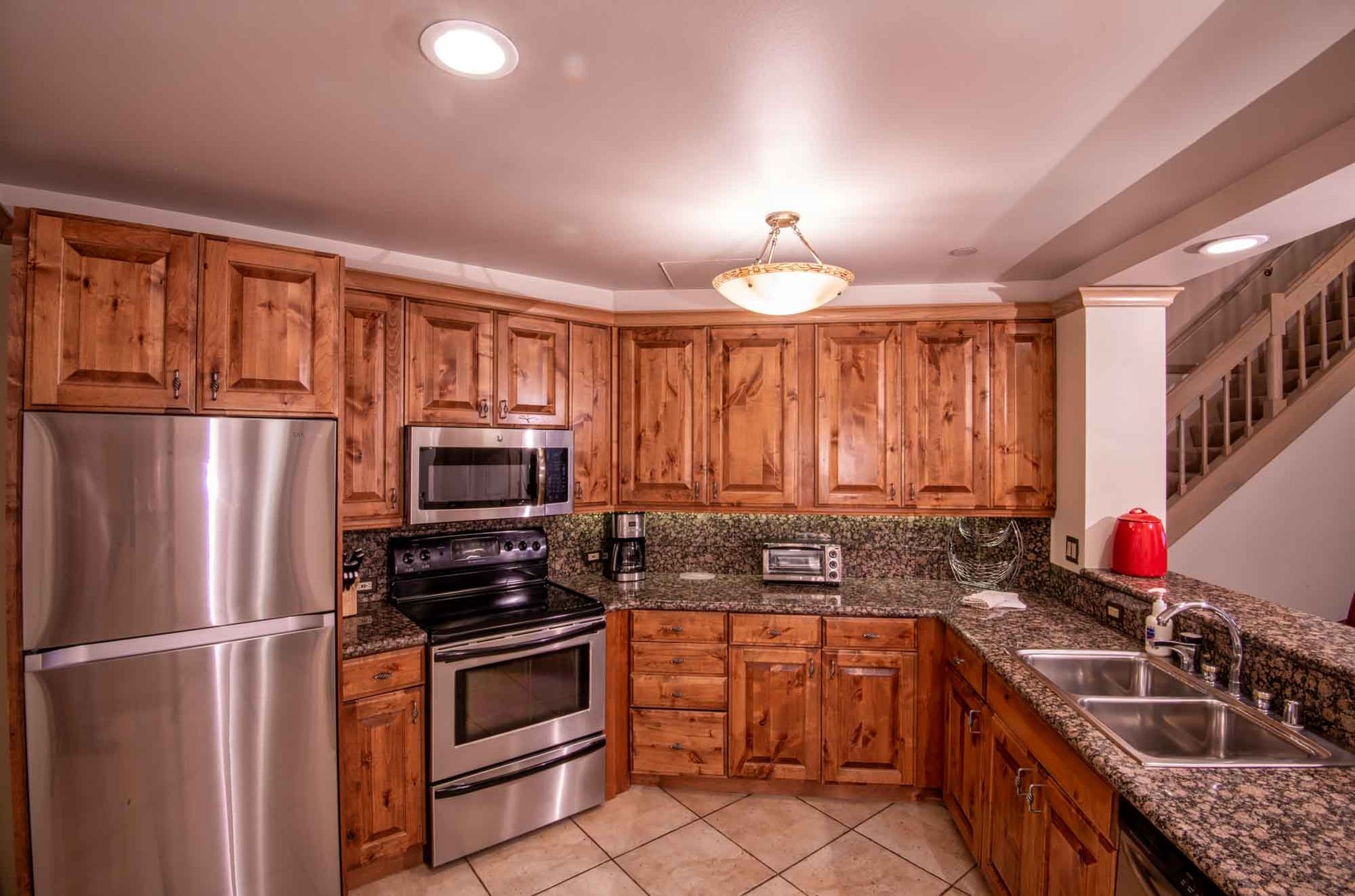 Three_Bedroom_Condo_Kitchen_S