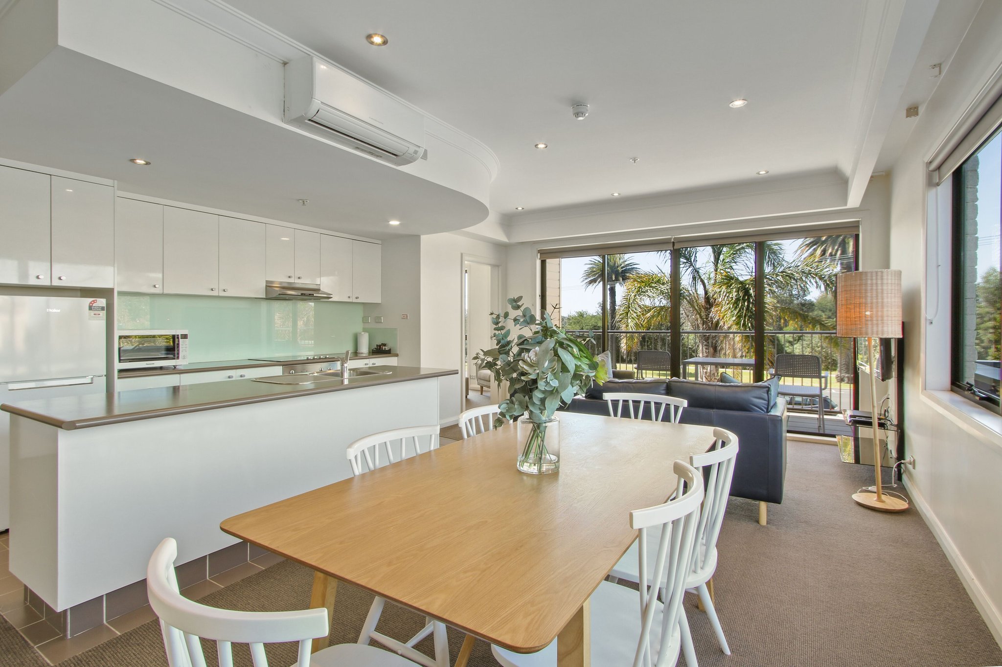 Three_Bedroom_Residence_Kitchen_S