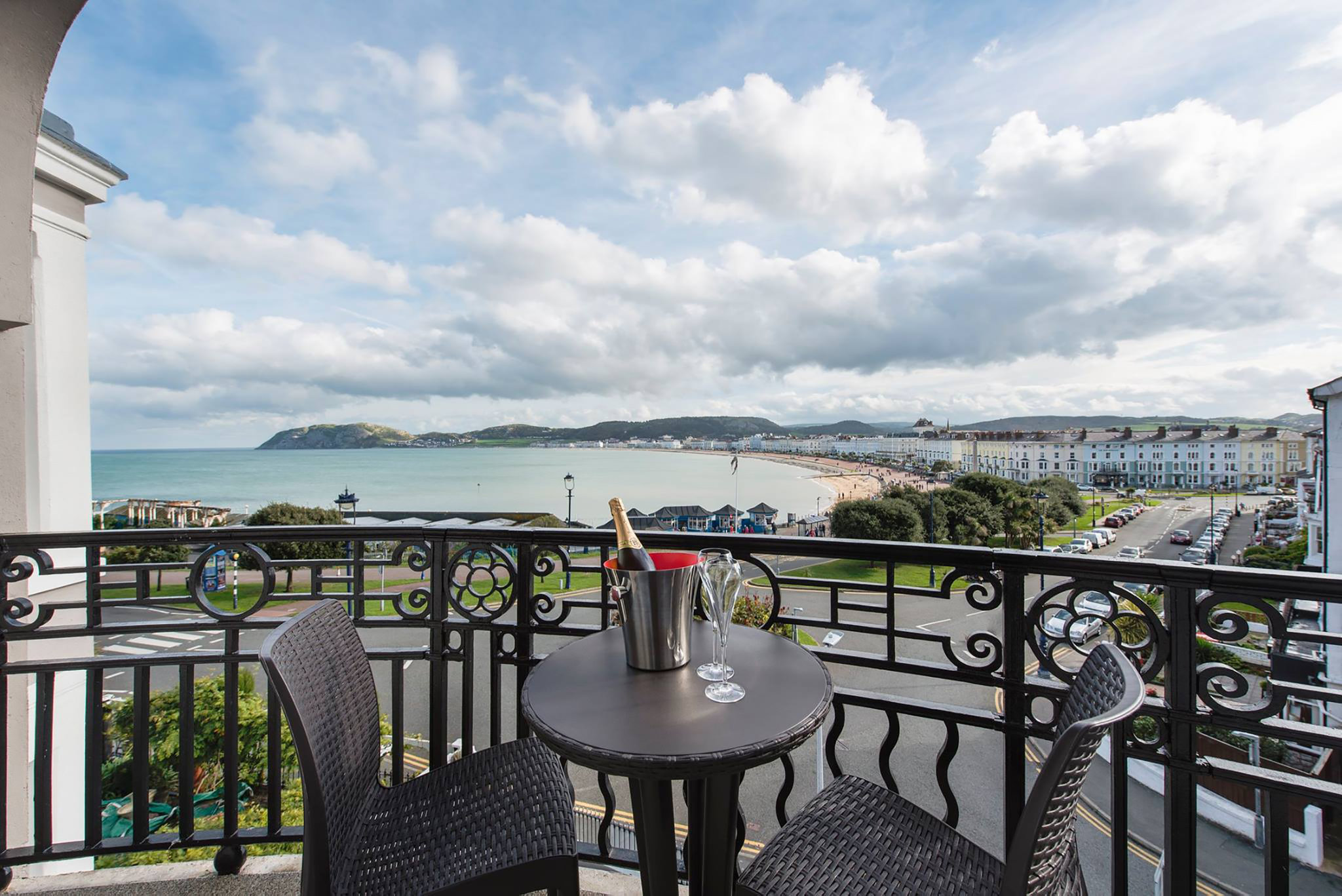 Superior_Room_With_Sea_View_Balcony_S