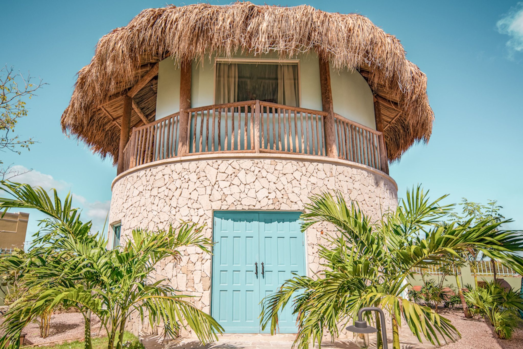 Palapa_Lodge_Exterior_S