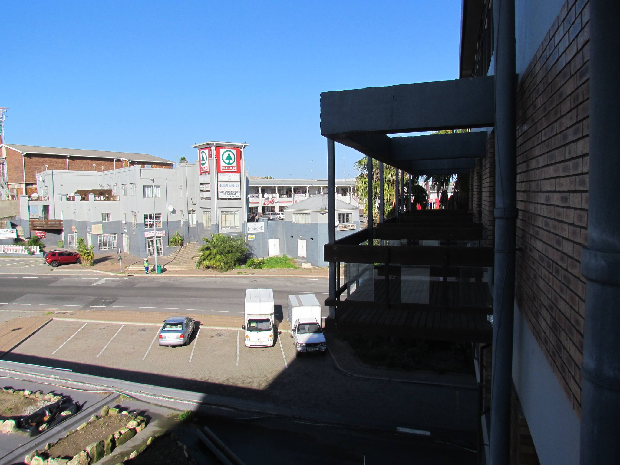 Town_view_from_balcony_S