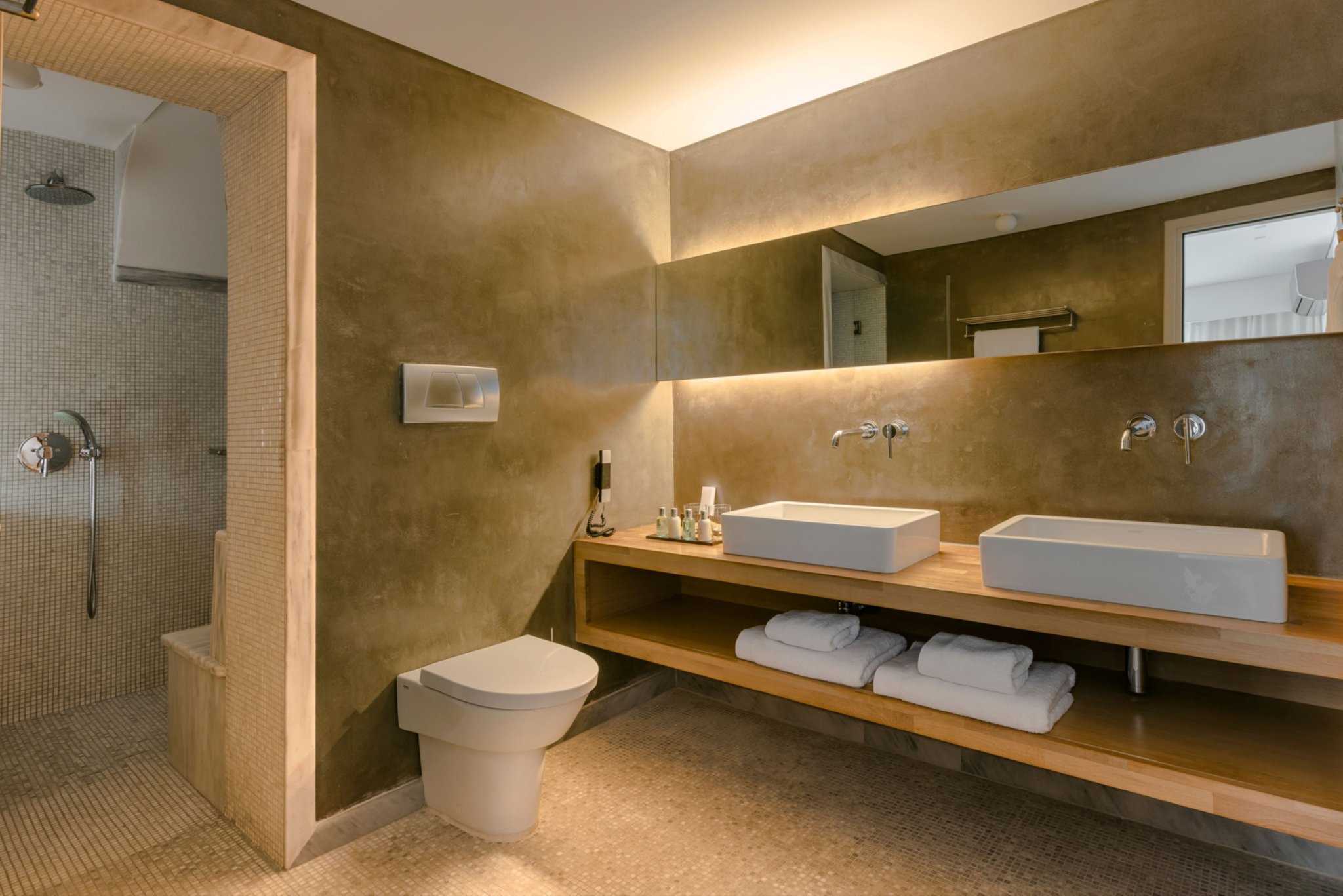 Premium_Suite_with_Plunge_Pool_Bathroom3_S