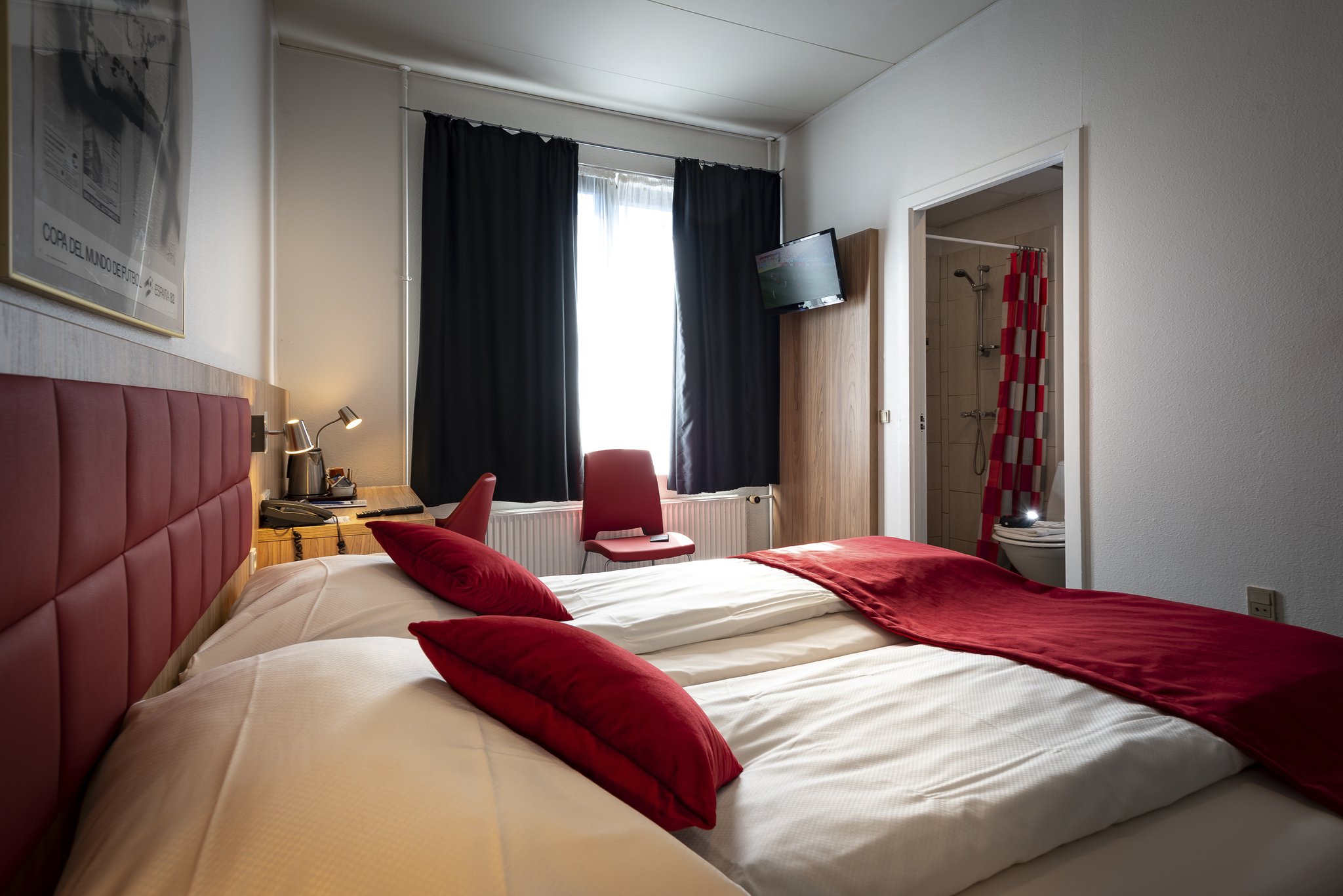 17357_double-twin-bed-room-prinsen-hotel-aalborg-by-first_S