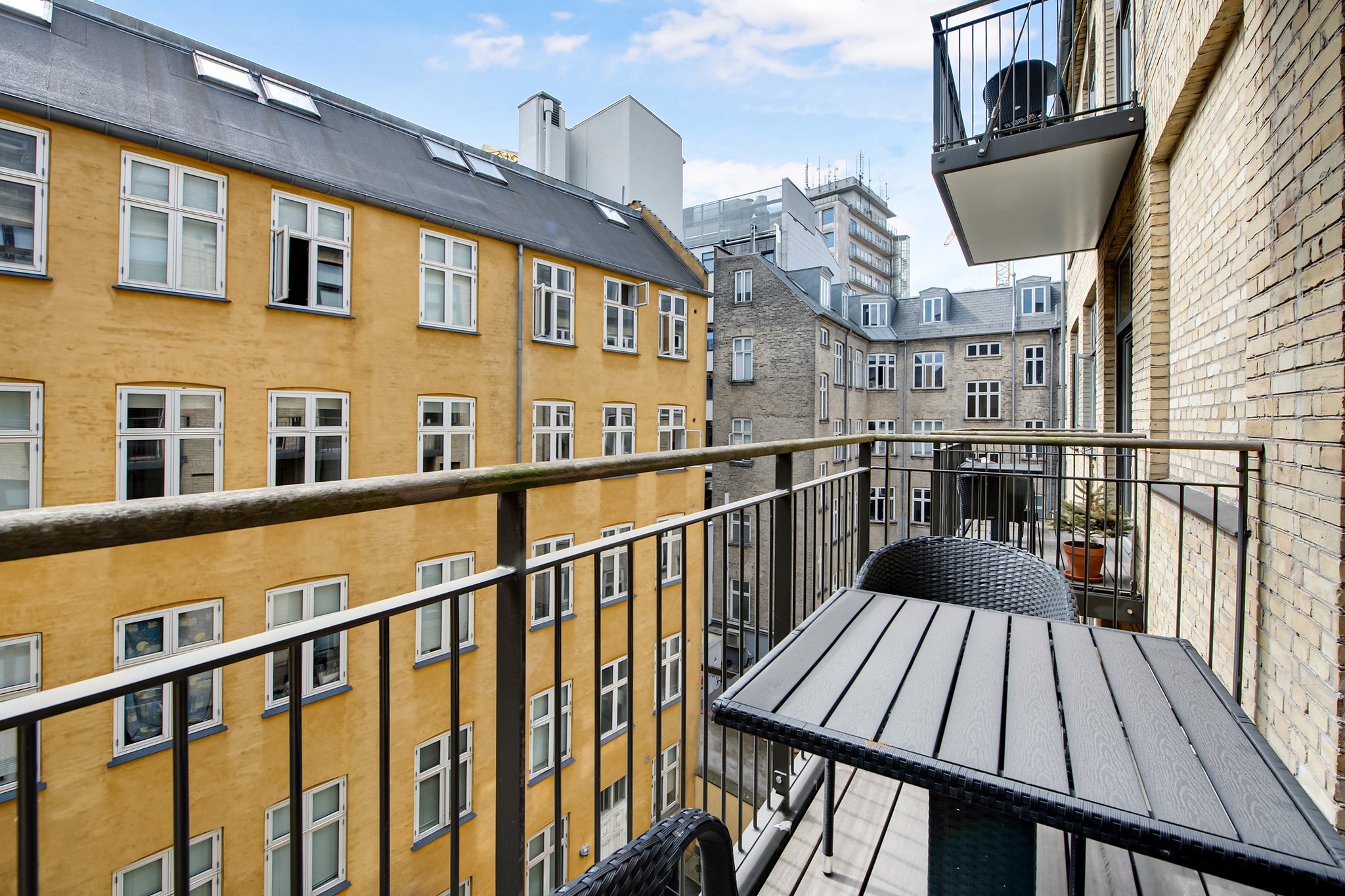 19646_view-from-balcony-two-room-apartment-indre-by-linne_S