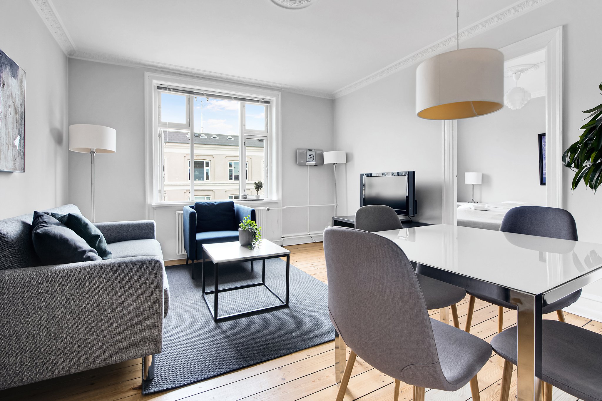 19492_livingroom-two-room-apartment-indre-osterbro-rander_S