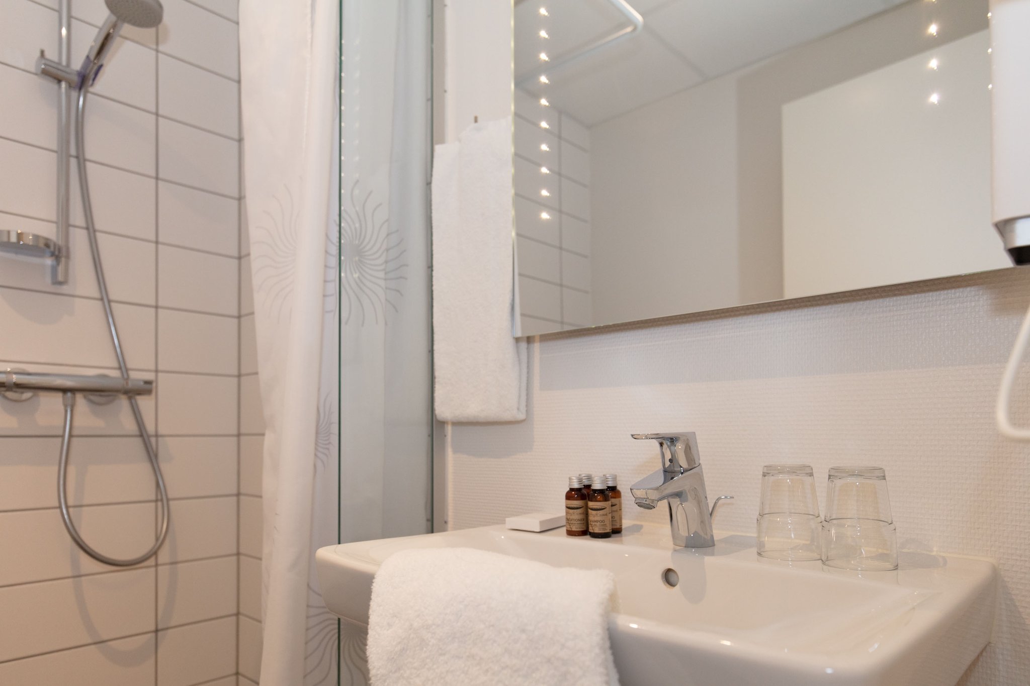 18901_bathroom-junior-suites-skagen-hotel-first-partner-c_S