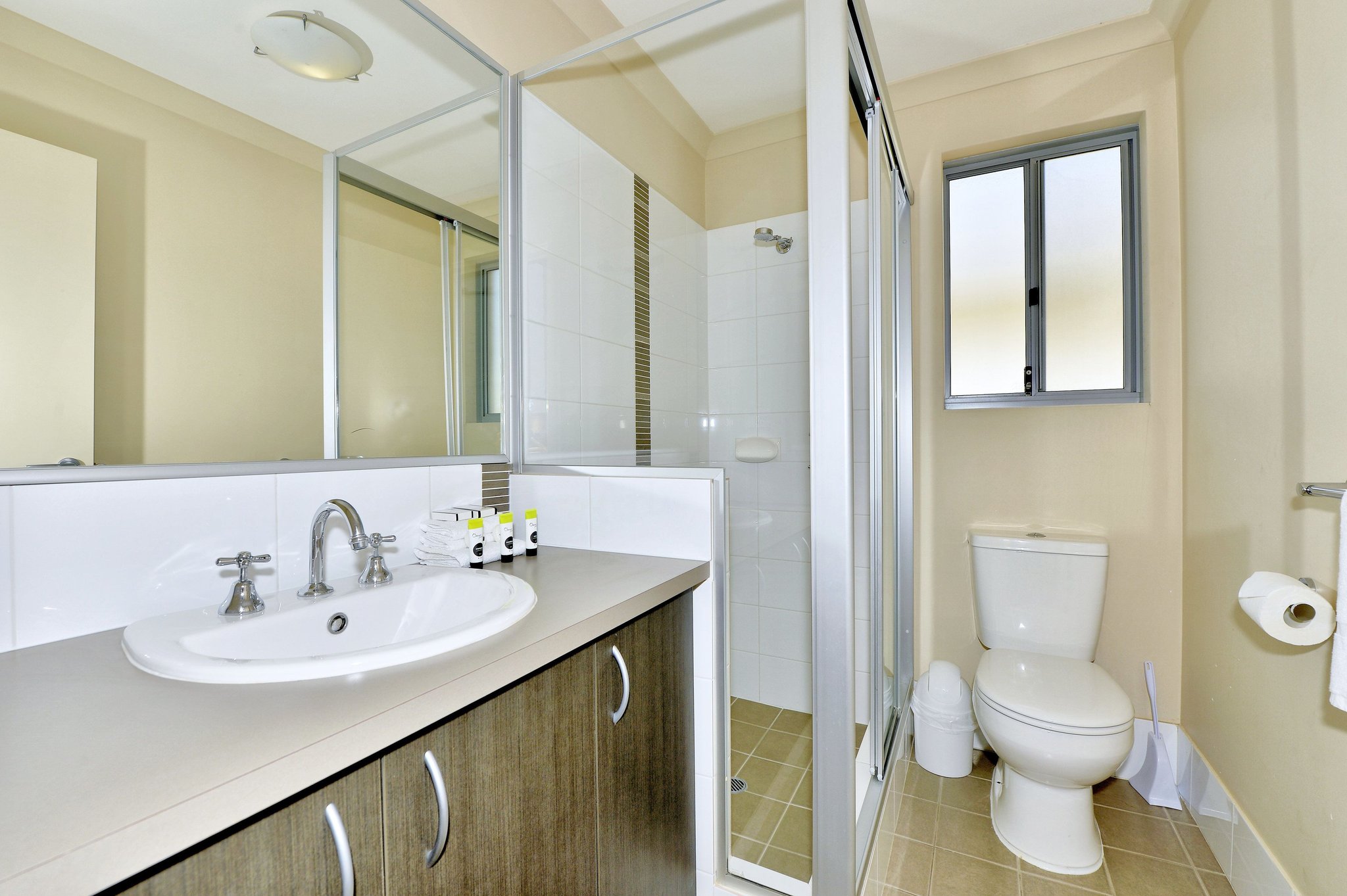 Four_Bedroom_Townhouse_Bathroom_S