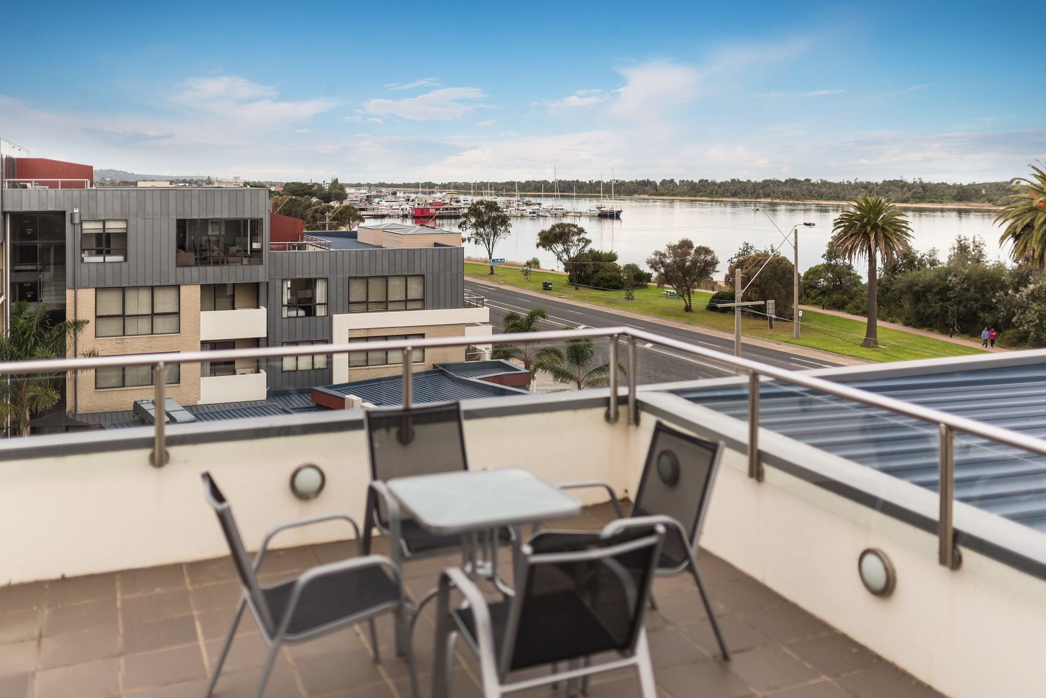 Three_Bedroom_Deluxe_Apartment_Balcony_S