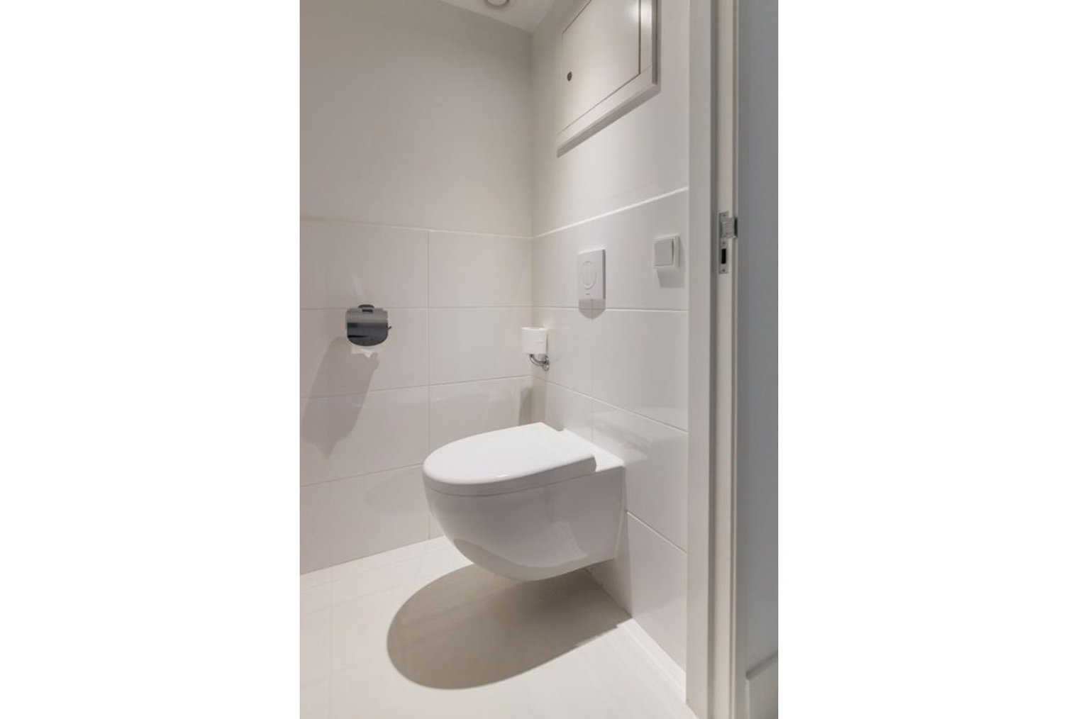 yays-Zoutkeetsgracht-comfort-B-toilet.jfif_S