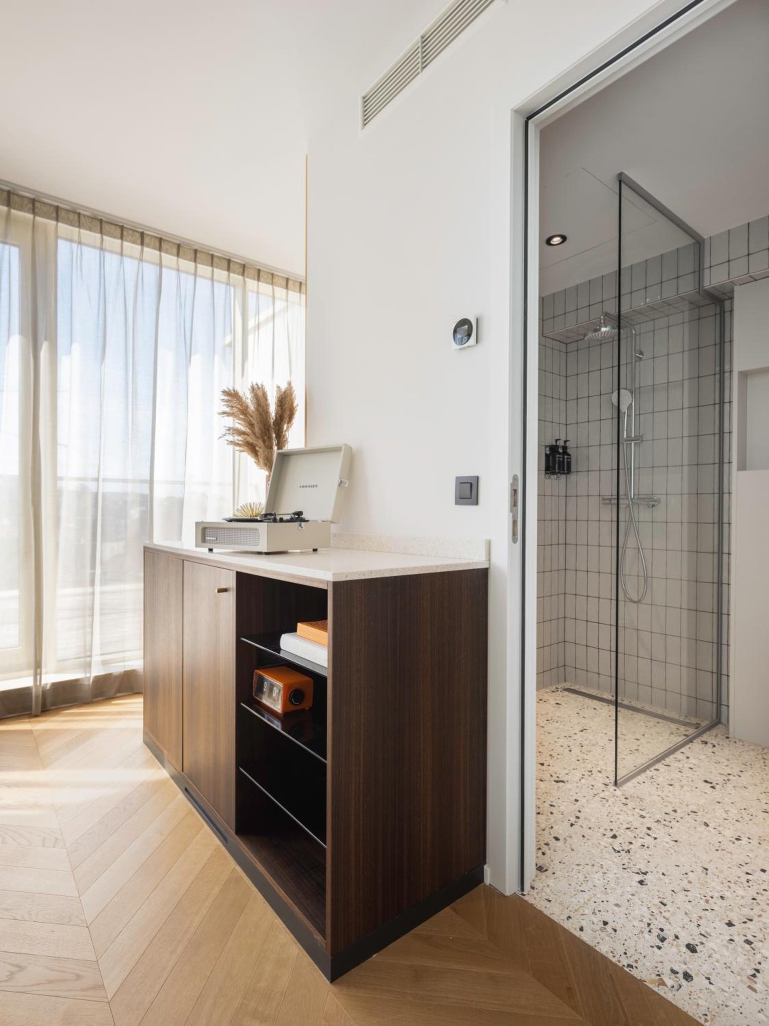 Standard_Room_with_Terrace2_S