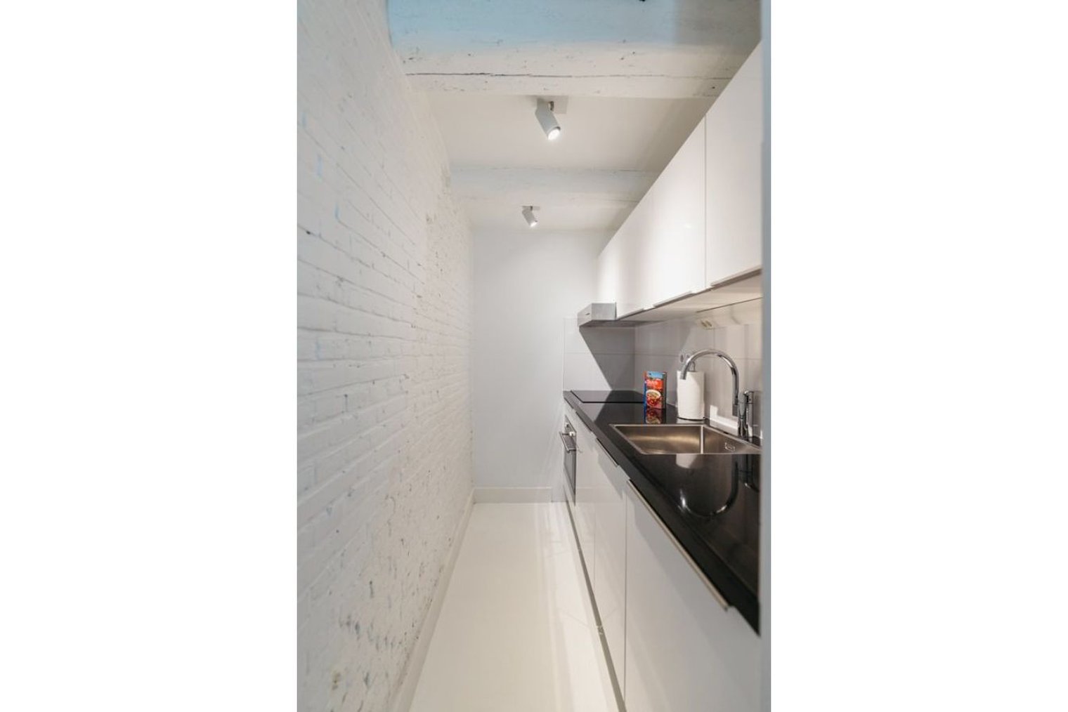 yays-Zoutkeetsgracht-comfort-B-kitchen.jfif_S