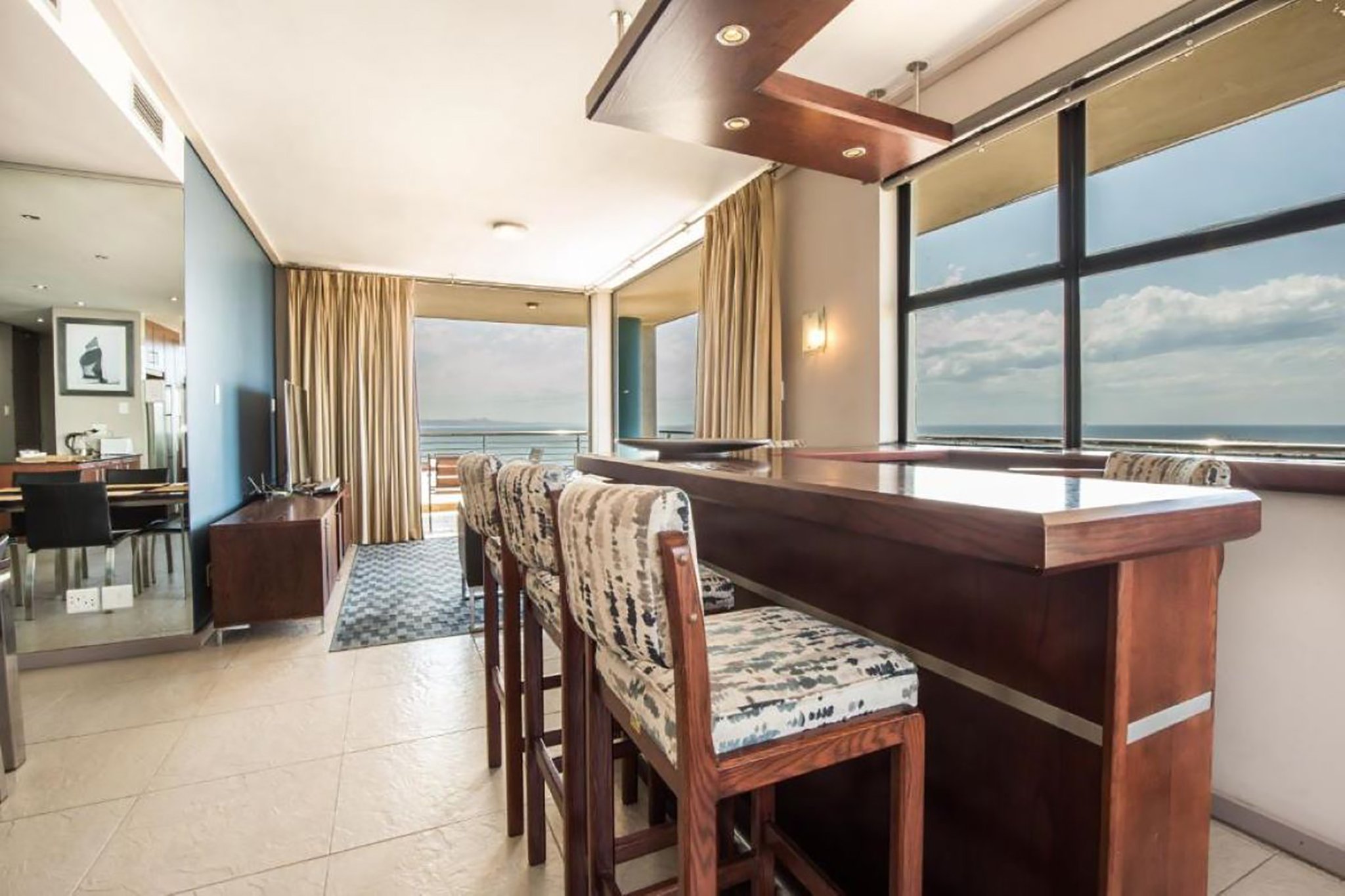 Premium_Seaview_Three_bedroom_with_Balcony3_S